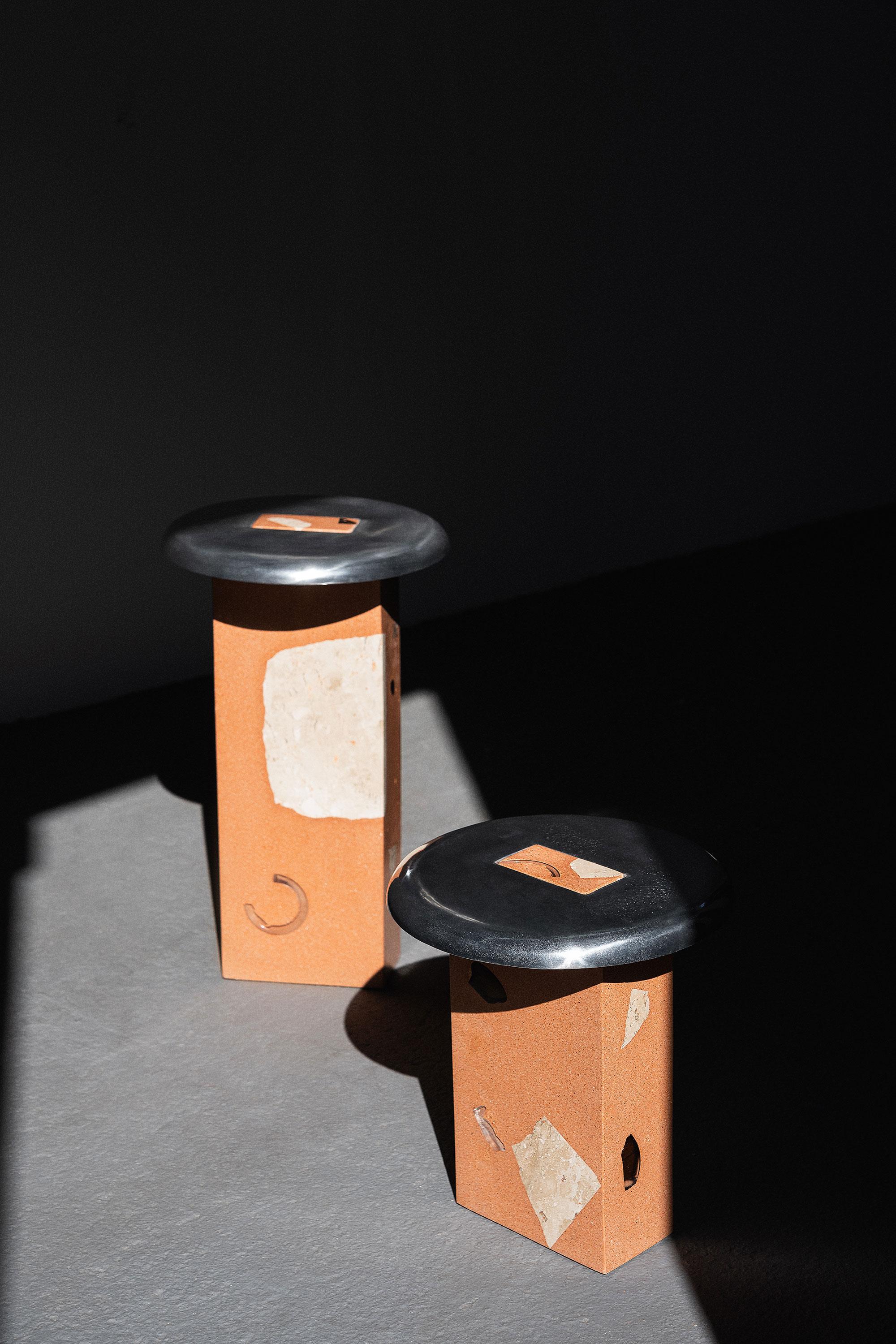 XXIe siècle et contemporain NU Tall Side Table en vente