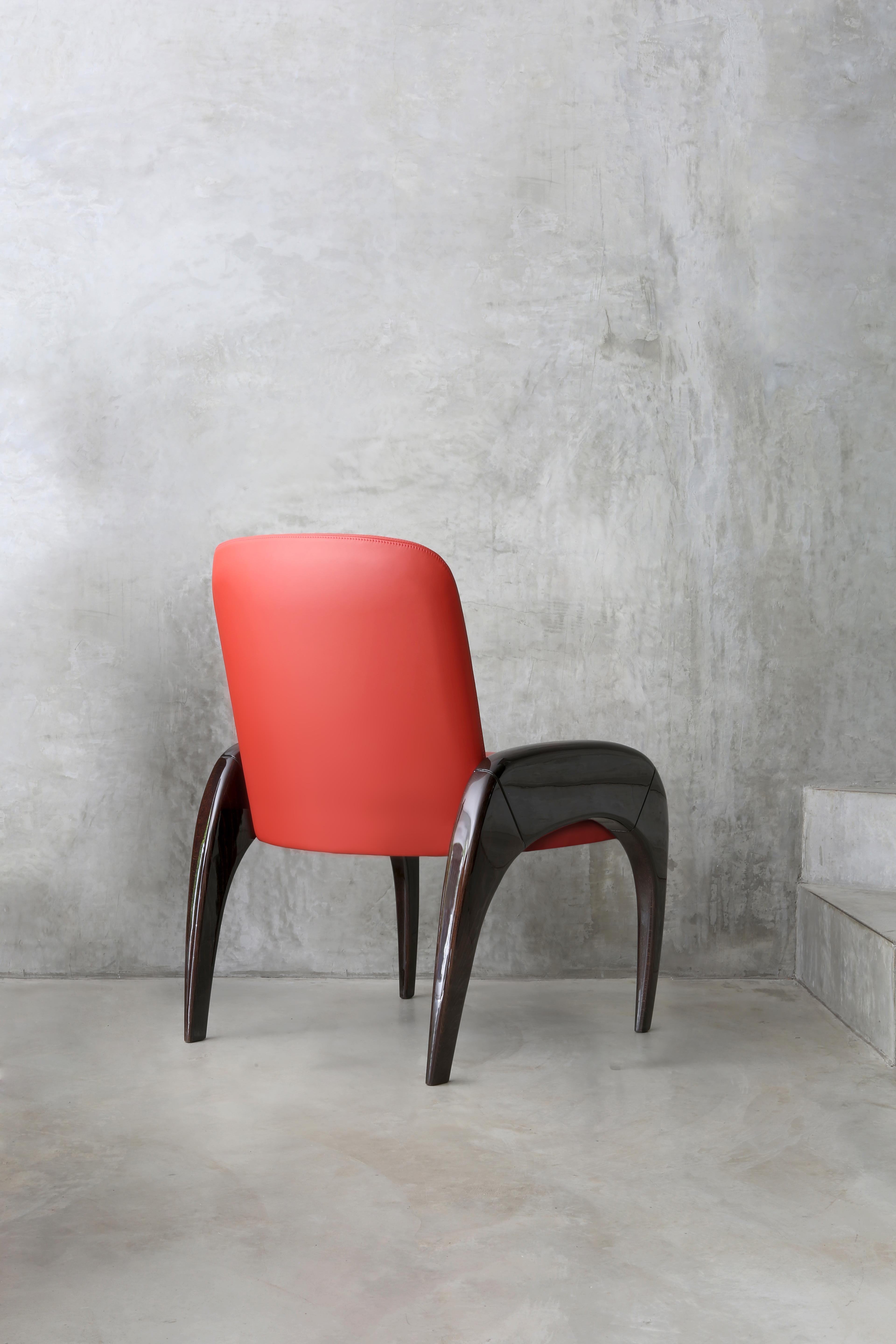 Italiano Bright Red Leather And Glossy Lacquered Solid Ash Chair by Casa Casati in vendita
