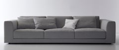 Sofá Nube Italia Bryant 012 en tejido gris oscuro by Marco Corti