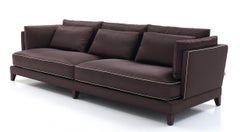 Sofá Nube Italia Harbour tapizado en chocolate by Marco Corti