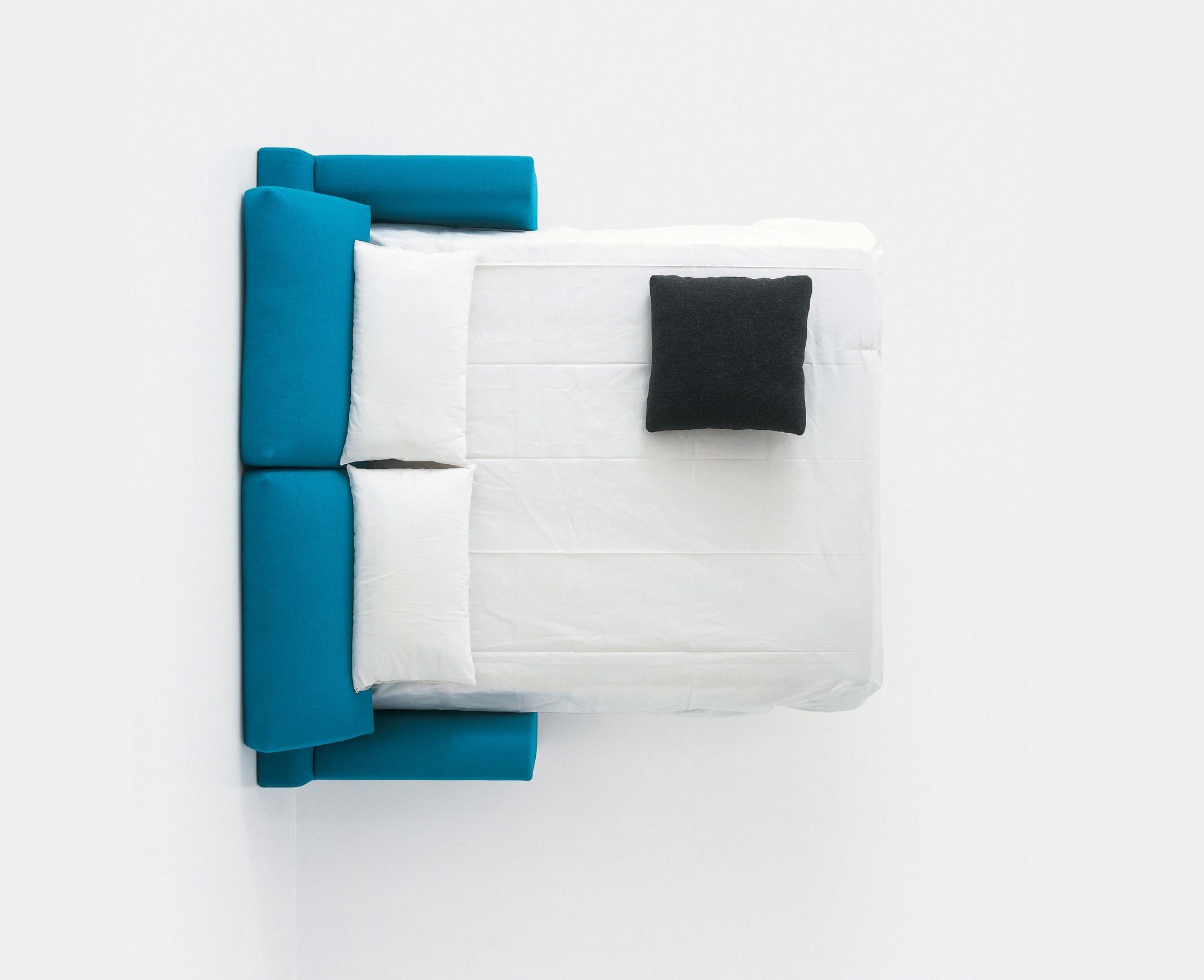 Moderne Canapé Nube Italia Sleep en tissu bleu par Kemistry of Style en vente