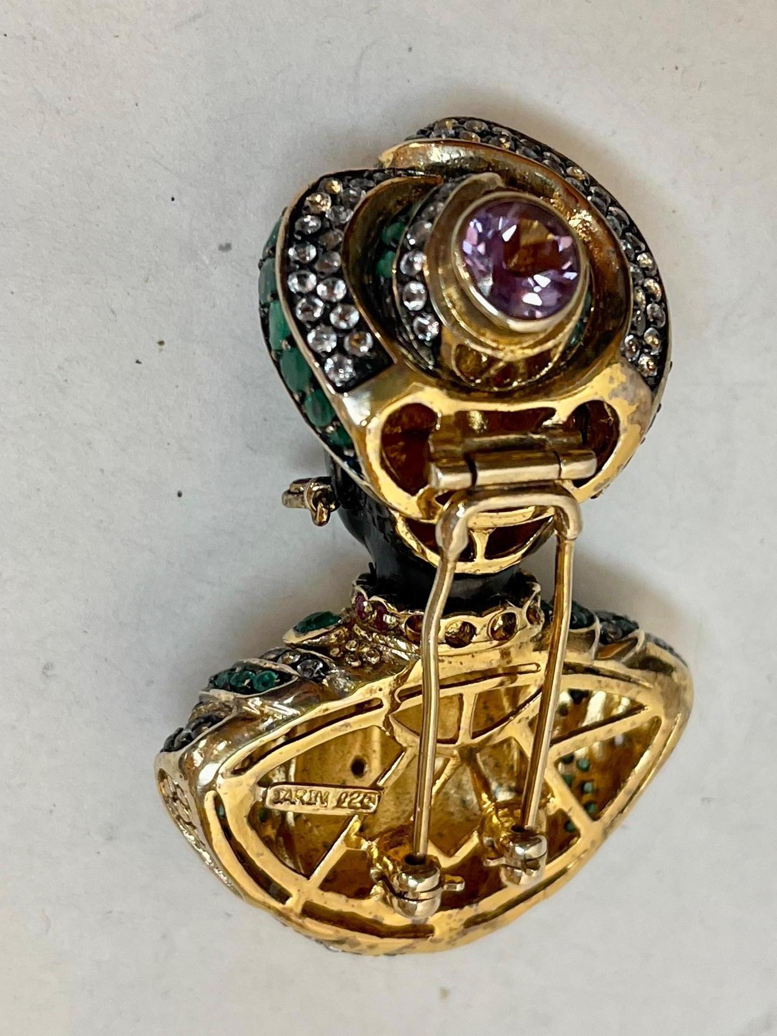 Nubian Prince Multi Gem Diamante Vintage Designer Vergoldet 925 Silber Brosche Pin (Modernistisch) im Angebot