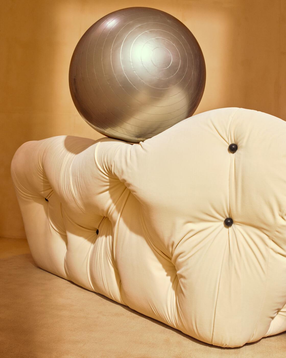 Italiano Divano Nubola 238 in pelle di Gaetano Pesce in vendita