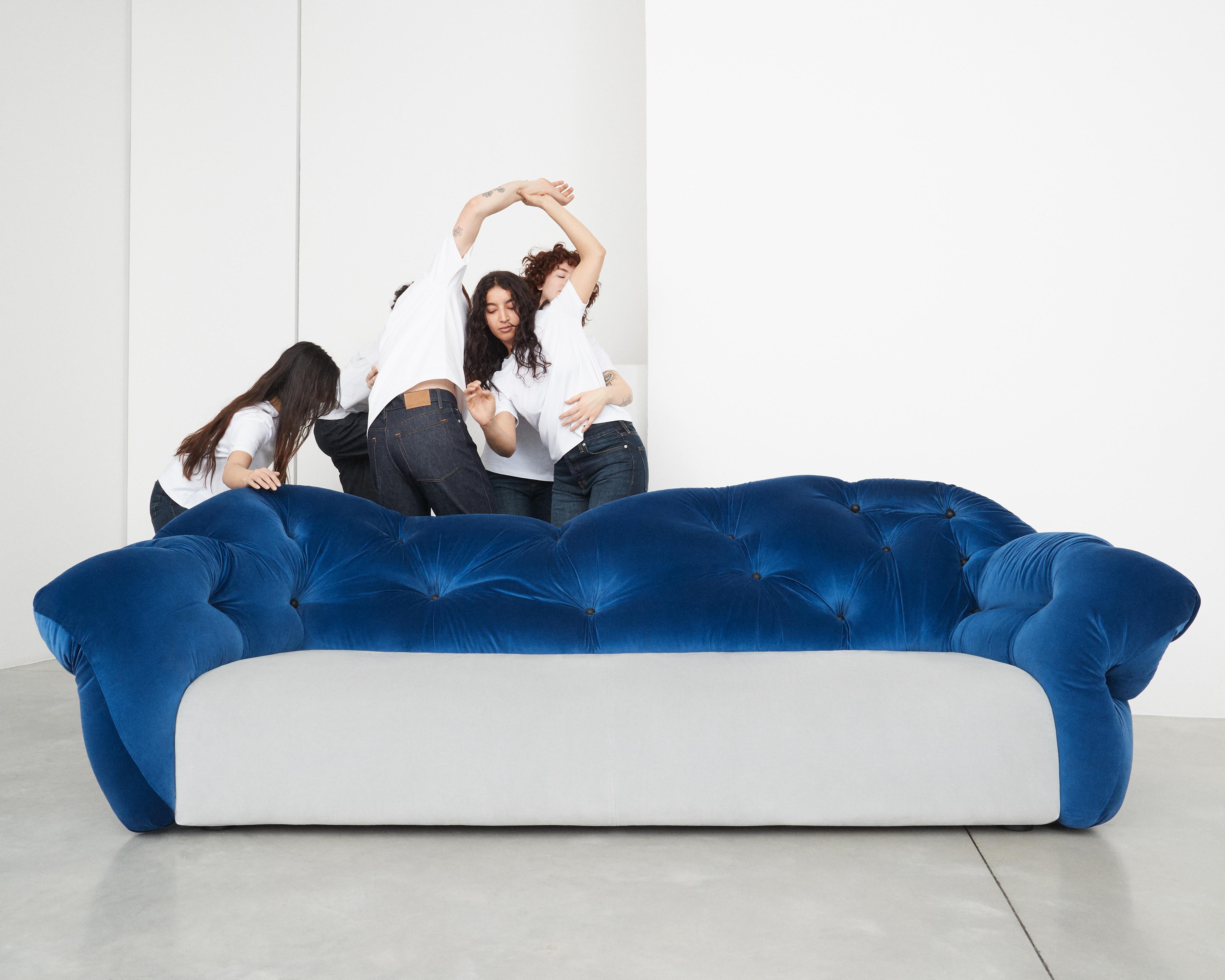 Nubola 238 Velvet Sofa in Cobalt by Gaetano Pesce For Sale 6