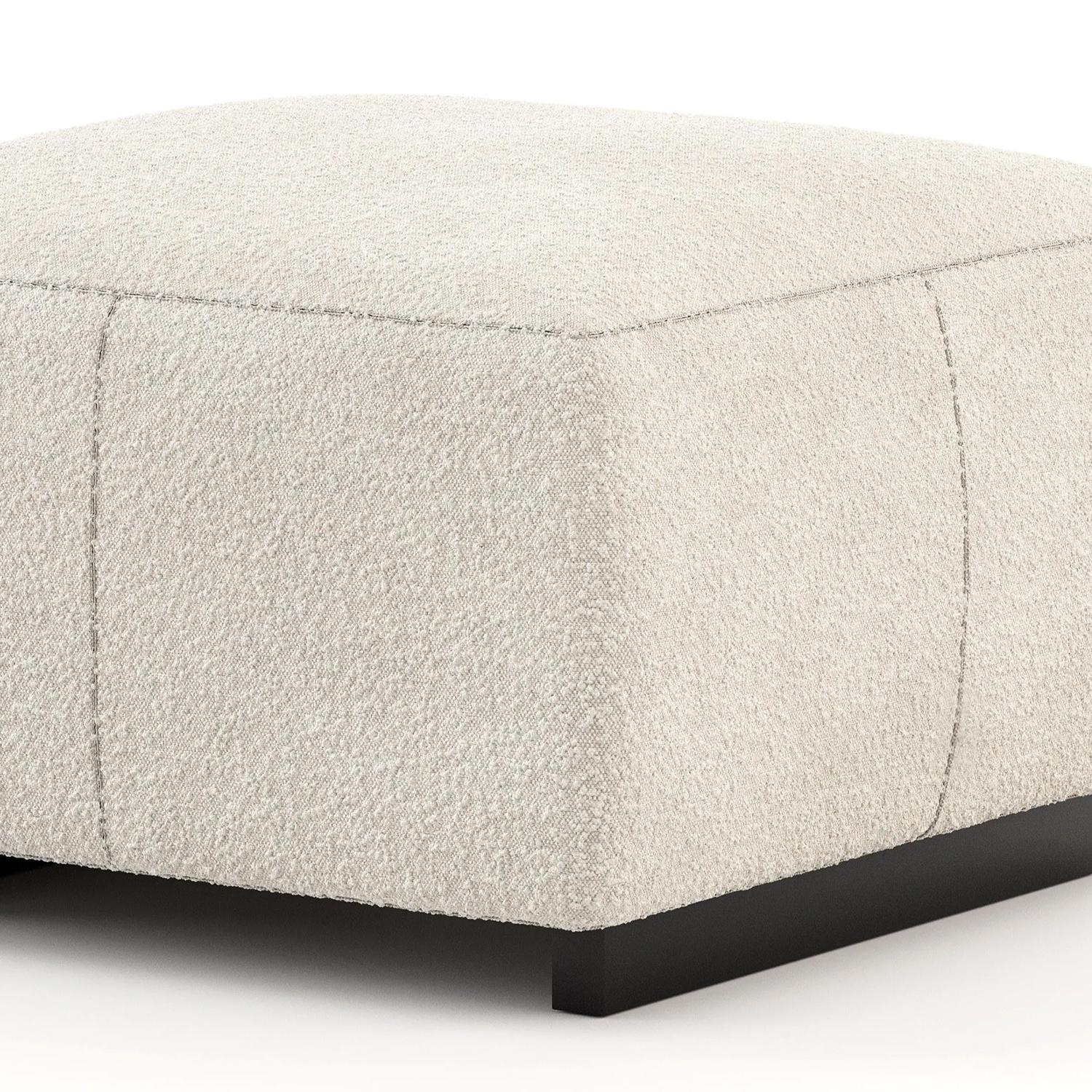 Pouf Nucci Neuf - En vente à Paris, FR