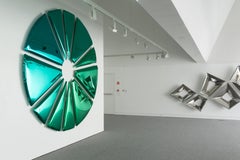 Nucleus 300 Polished Gradient of Emerald and Sapphire Color Stainless Steel Wall