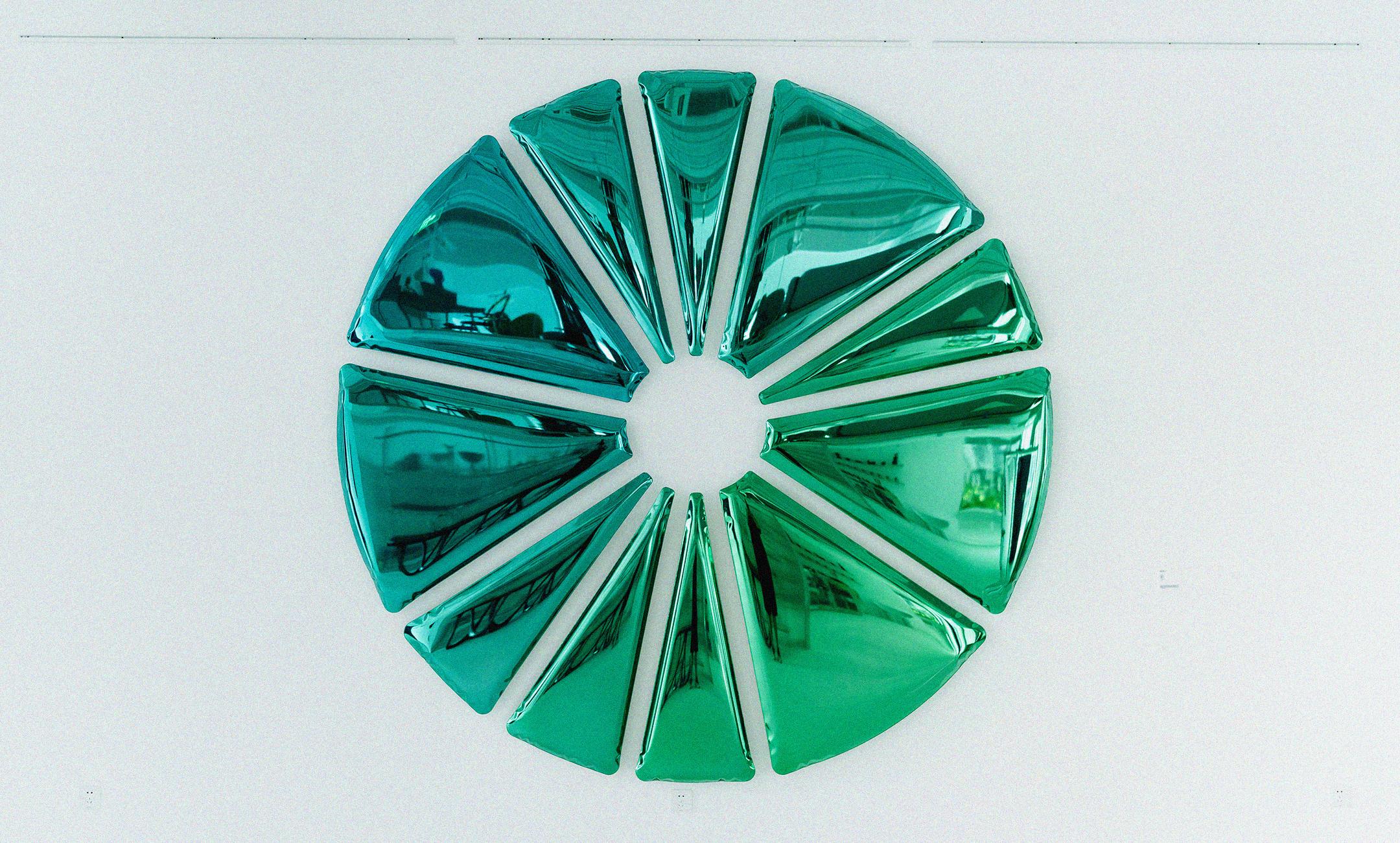 Nucleus 300 Polished Gradient of Emerald and Sapphire Color Stainless Steel Wall For Sale 1