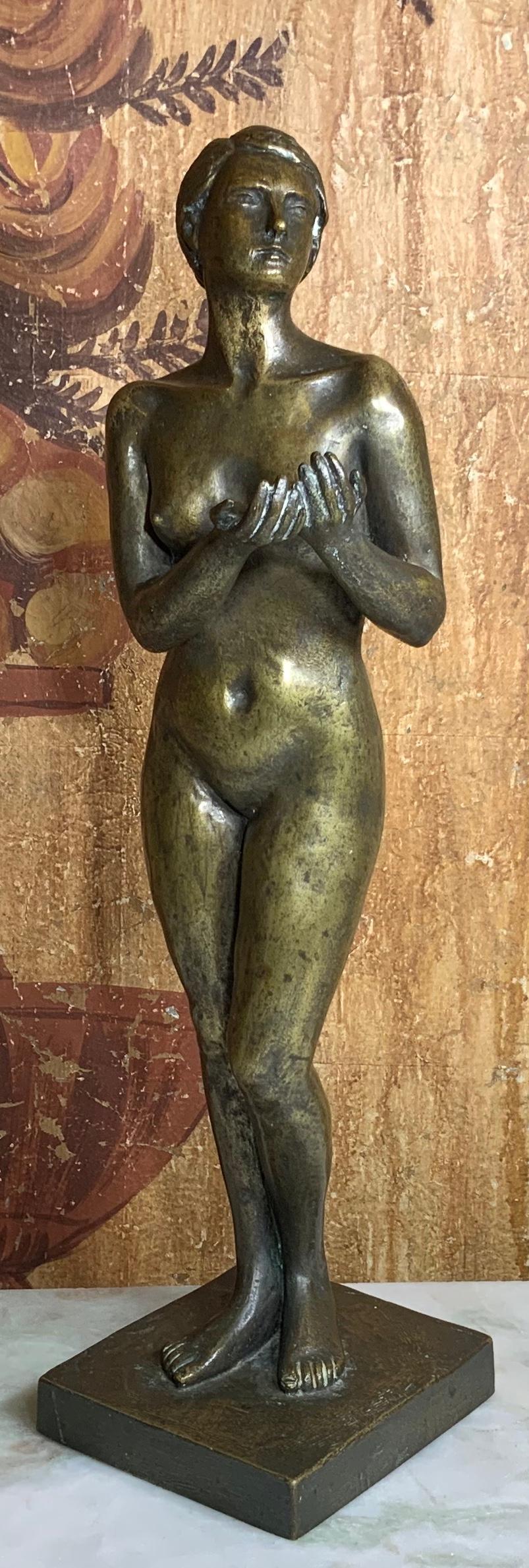 Elegant nude neoclassical bronze sculpture of woman with her hand raised looking forward. Great looking patina, beautiful object of art for display.
Marked in the back bottom.