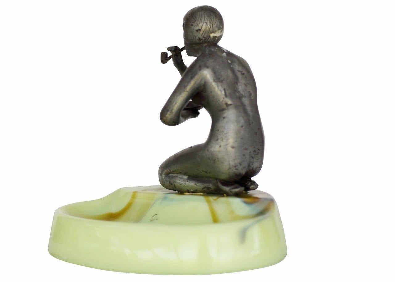 Nude Art Deco Smoking Flapper Slag Glass Ashtray by Houzex In Excellent Condition For Sale In Van Nuys, CA