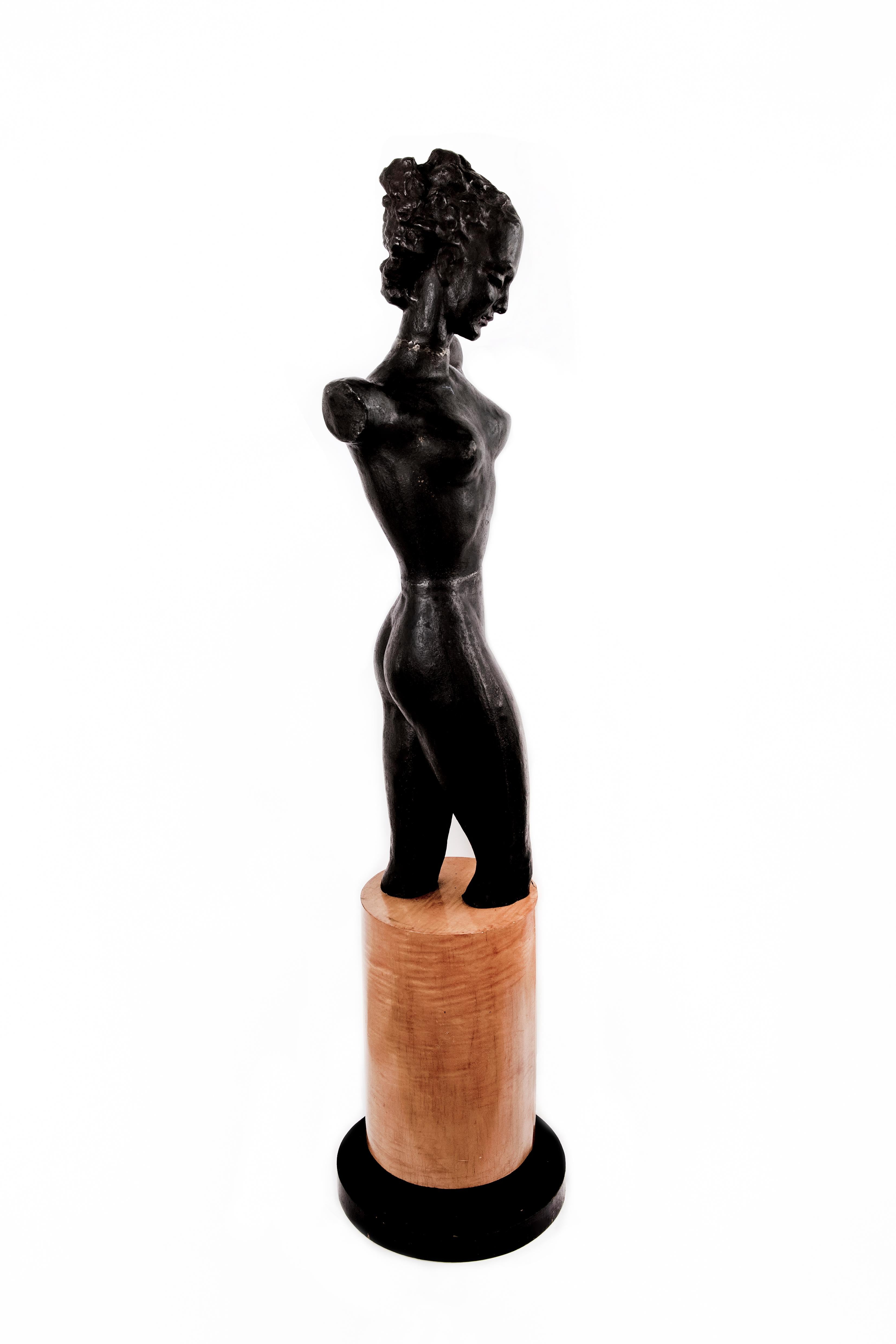 Nude Bronze Art Deco Statue on Sycamore Base For Sale 1