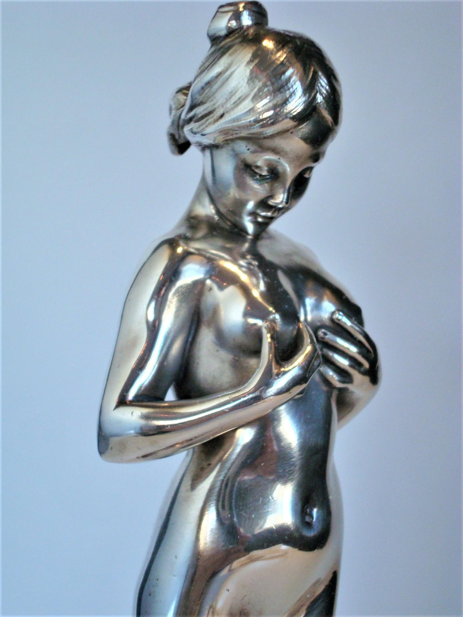 Mascota de coche desnuda / Adorno de capota, de Antoine Bofill, francés, circa 1920 en venta 3
