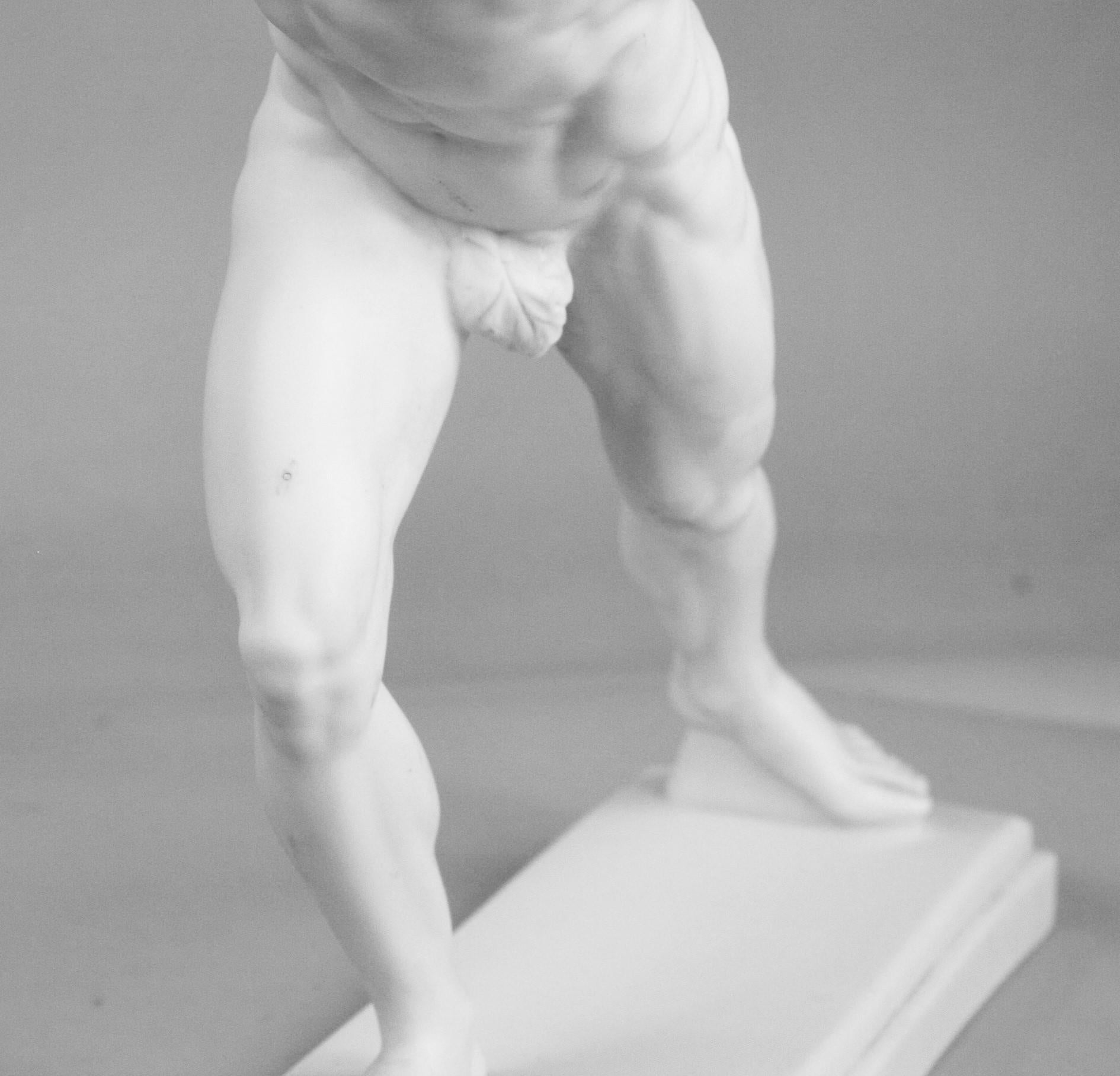 Nude Classical Greek Runner Sculpture 9