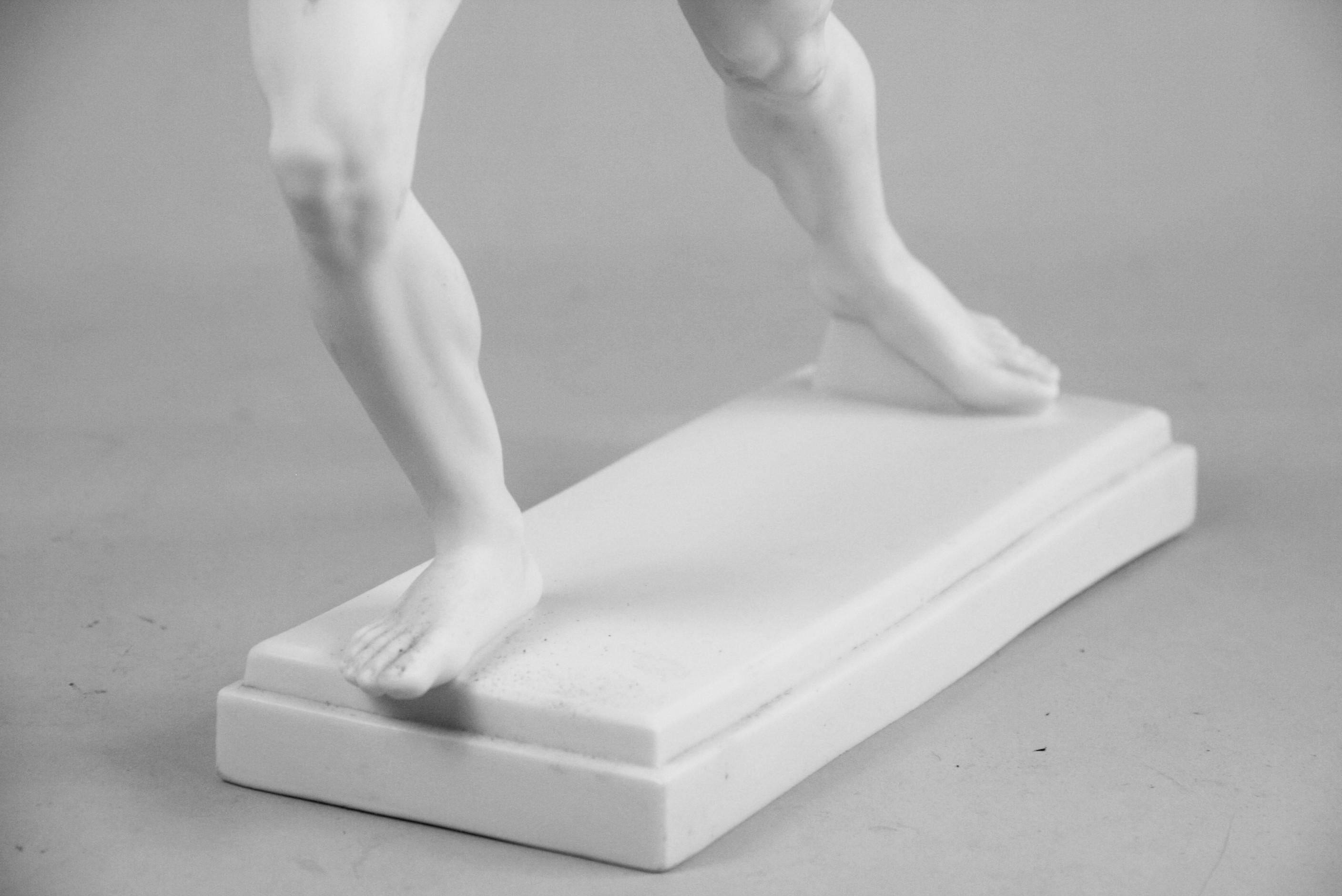 Nude Classical Greek Runner Sculpture 2
