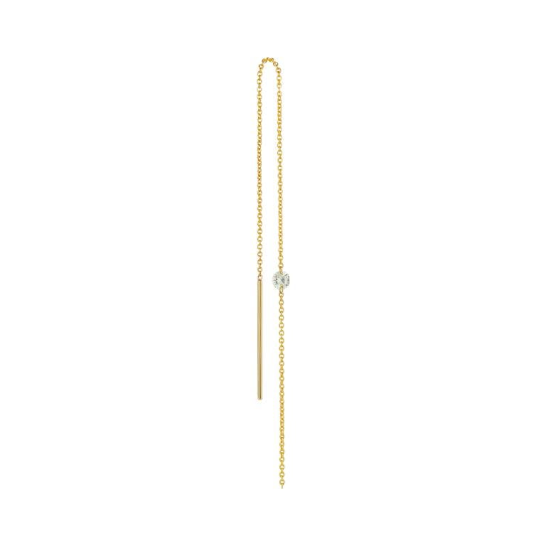 Ohrring aus 14-karätigem Gelbgold mit einem Diamanten zum Durchziehen.

Diamant:  0,10 Karat (3 mm Durchmesser) 
Gesamtlänge: 13,5 cm

Wird als Einzelstück verkauft.

Handgefertigt im SUEL Atelier mit Liebe und Sorgfalt.