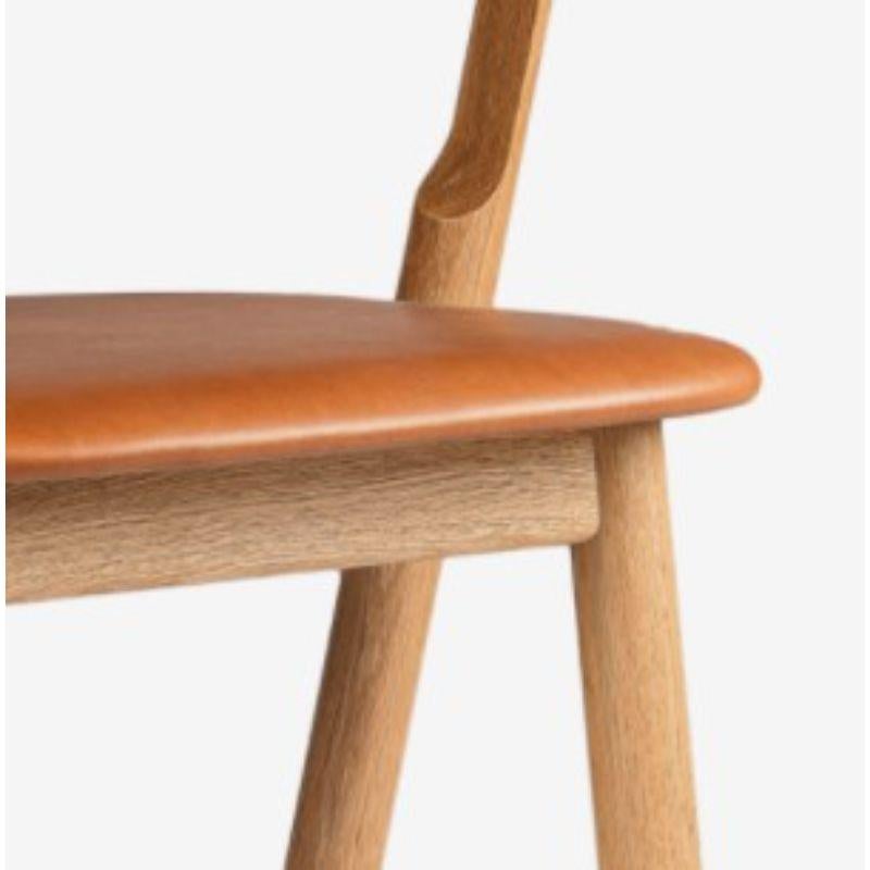 Finlandais Chaise de salle à manger couleur chair, cuir naturel, par Made By Choice en vente