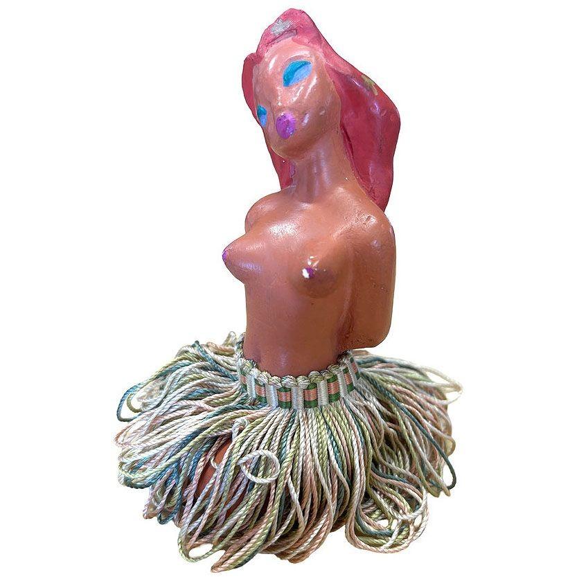American Nude Mid-century Pin Up Hula Girl Art Pottery Bust w/ Yarn Skirt For Sale