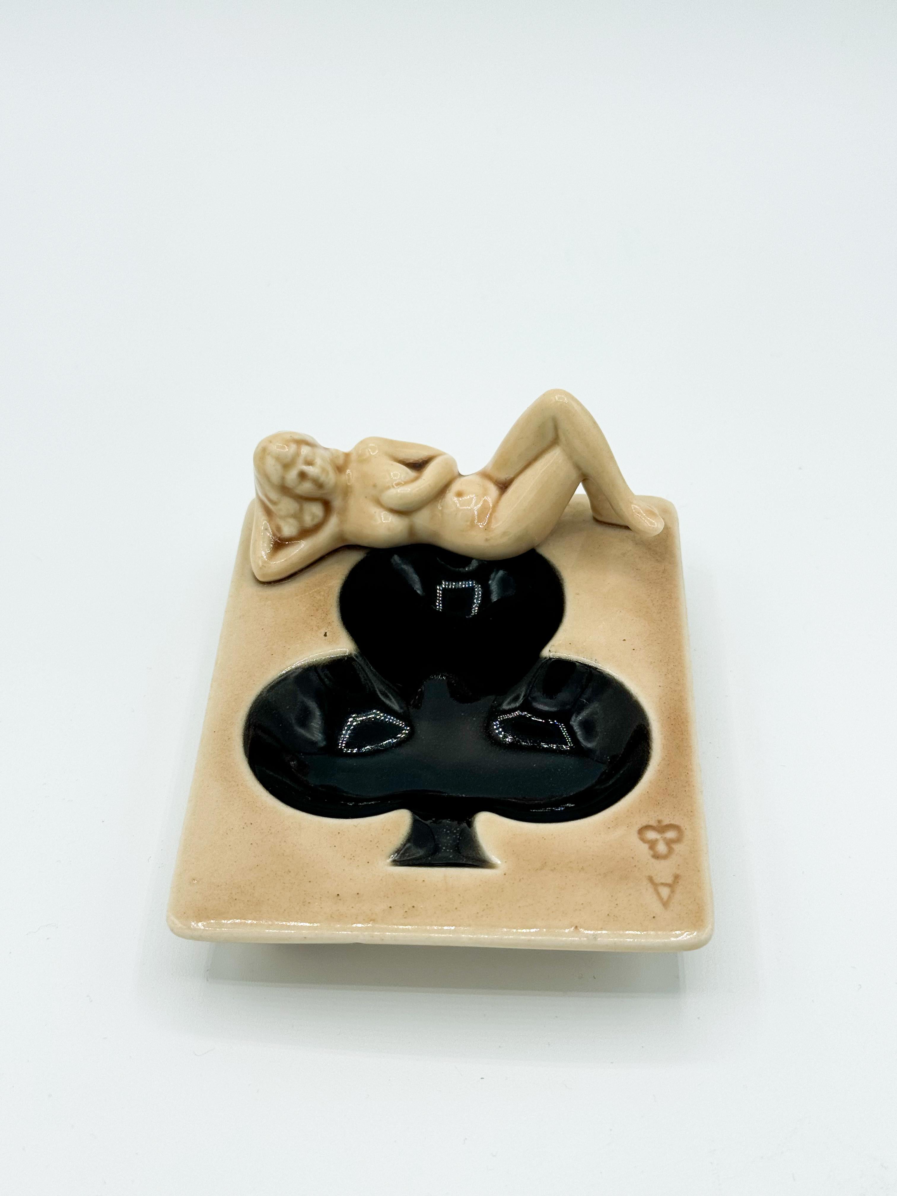 Nude Pin up Ceramic Deck Aces Card Ashtray Club Ashtray by Stafford Japan In Good Condition In Toronto, CA