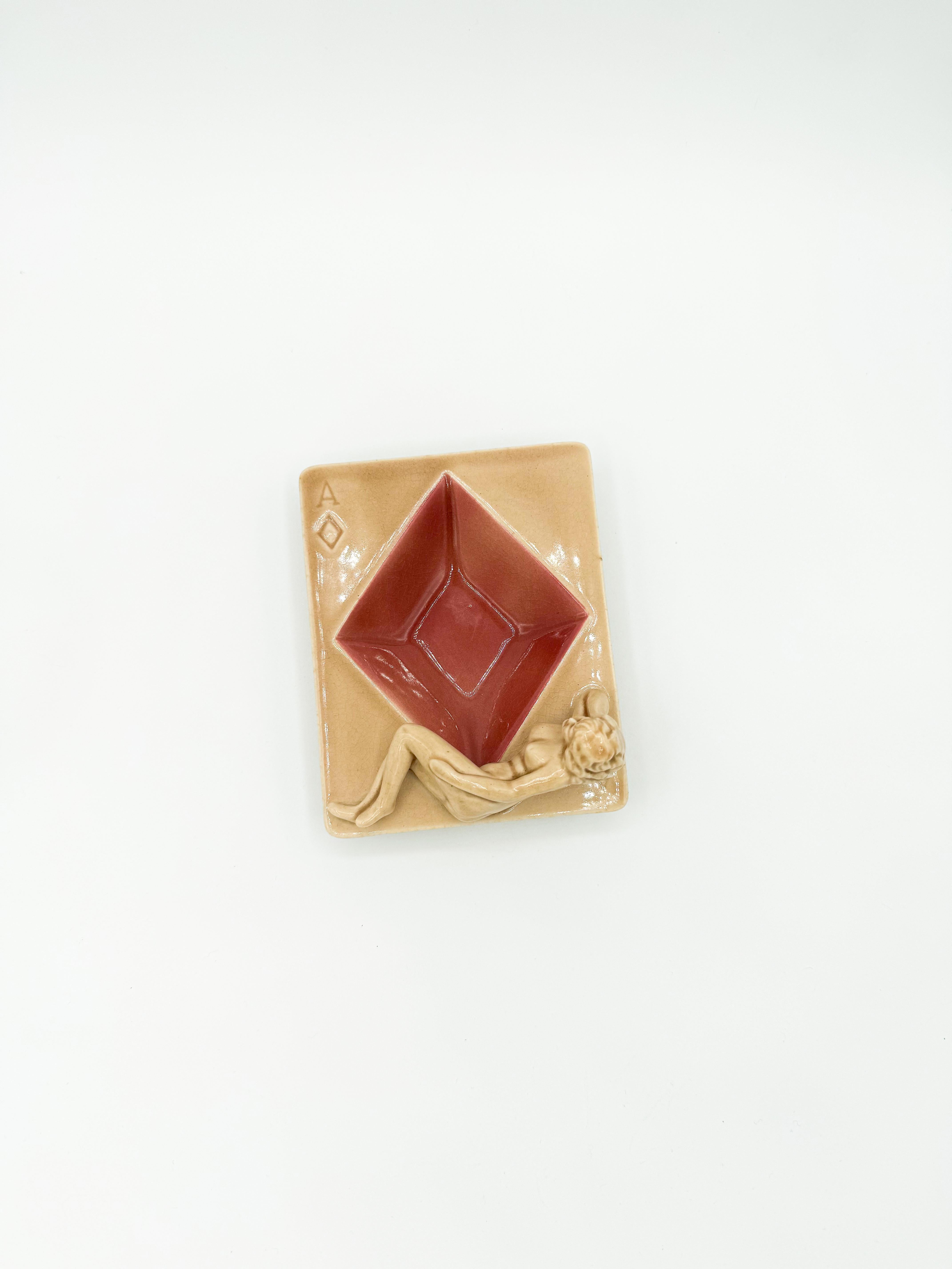 Nude Pin up Ceramic Deck Aces Card Ashtray Diamond Ashtray by Stafford Japan In Good Condition In Toronto, CA