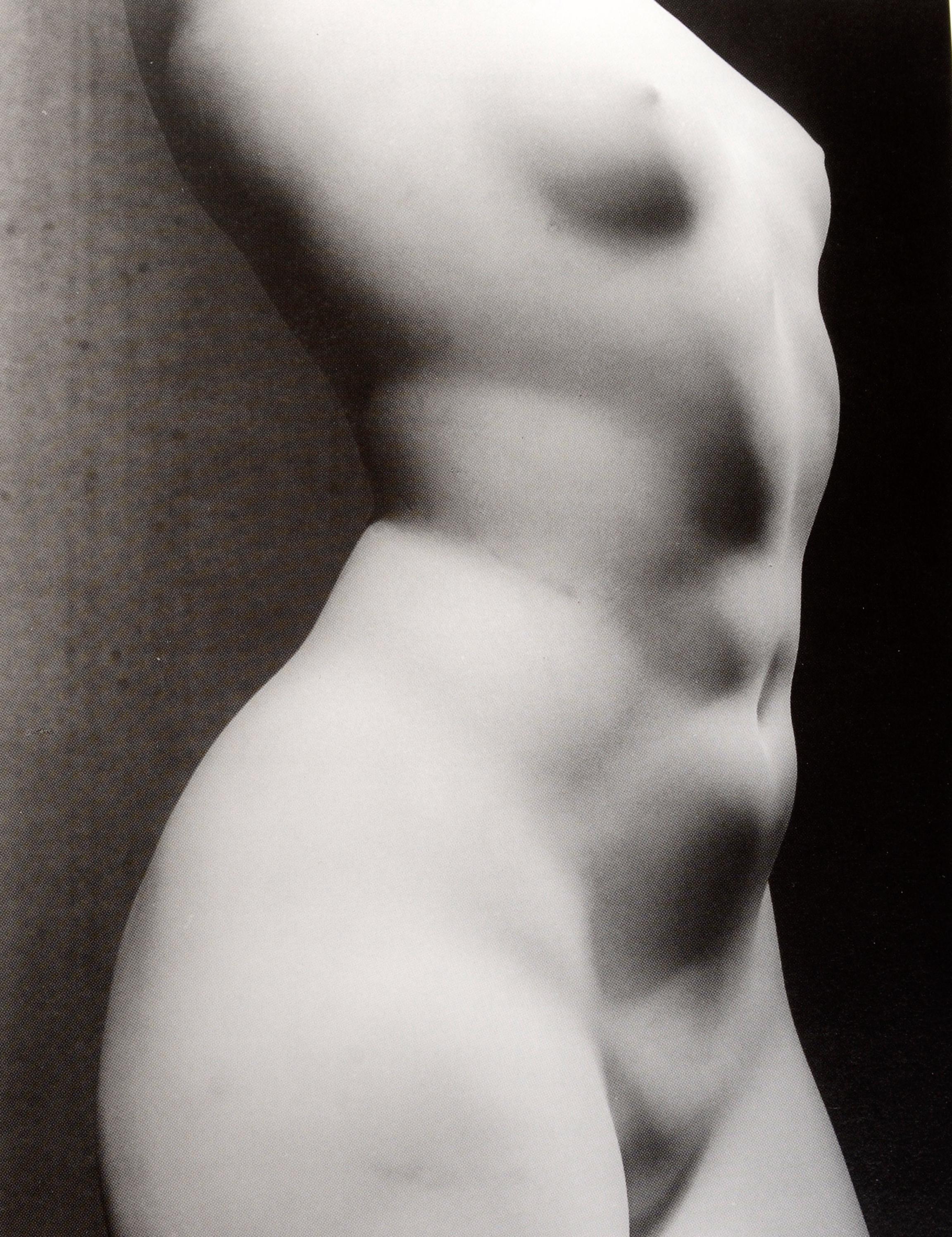 Nude Sculpture: 5,000 Years by Vicki Goldberg and Photographer-David Finn. Published by Harry N. Abrams, 2000. 1st Ed hardcover with dust jacket. A visual survey of nude sculpture throughout the ages, containing 200 specially taken photographs. The