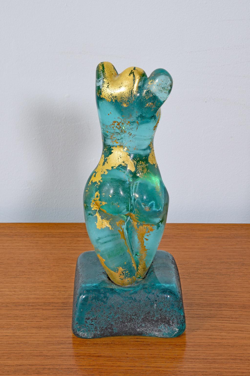 Female nude woman Torso turquoise glass Scavo figure sculpture with gold foil on a glass base by Ermanno Nason for Cenedese Murano, Italy, 1980s.
Italian Studio Art Glass Designer Ermanno Nason born in Murano in 1928-2013.
 