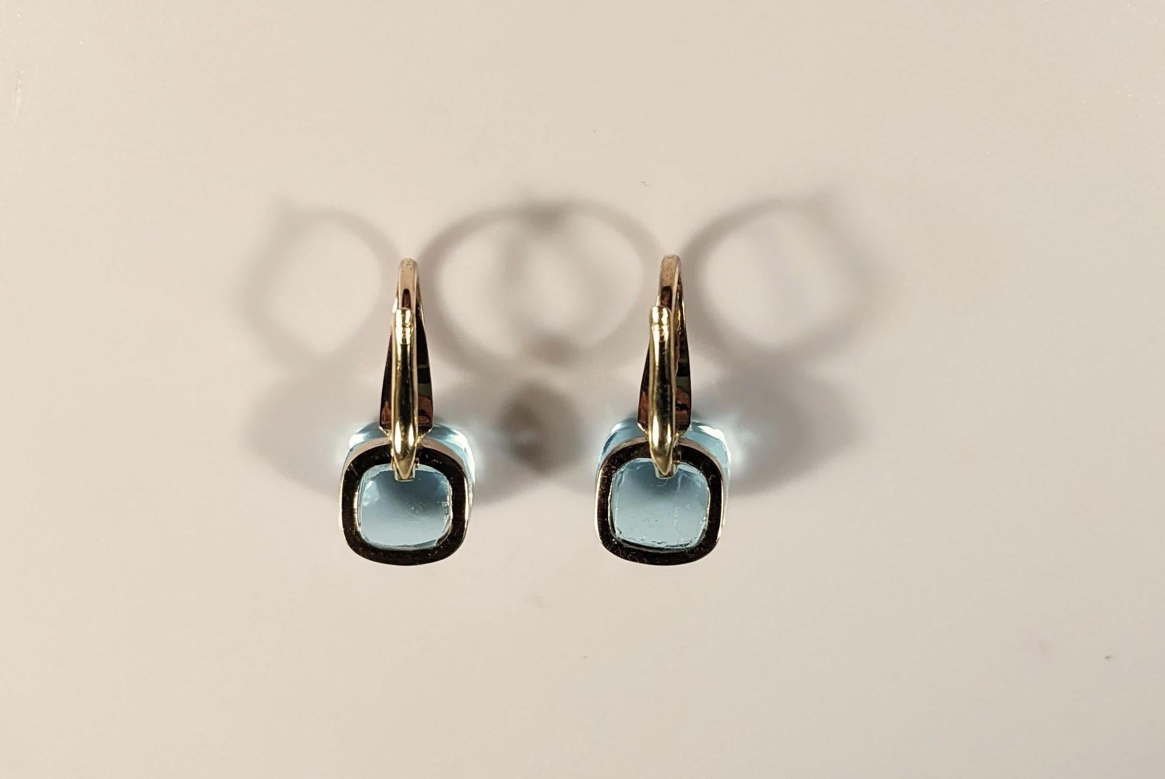 Pendientes Nudo de oro rosa de 18 quilates, diamantes y topacio Corte de media luna en venta