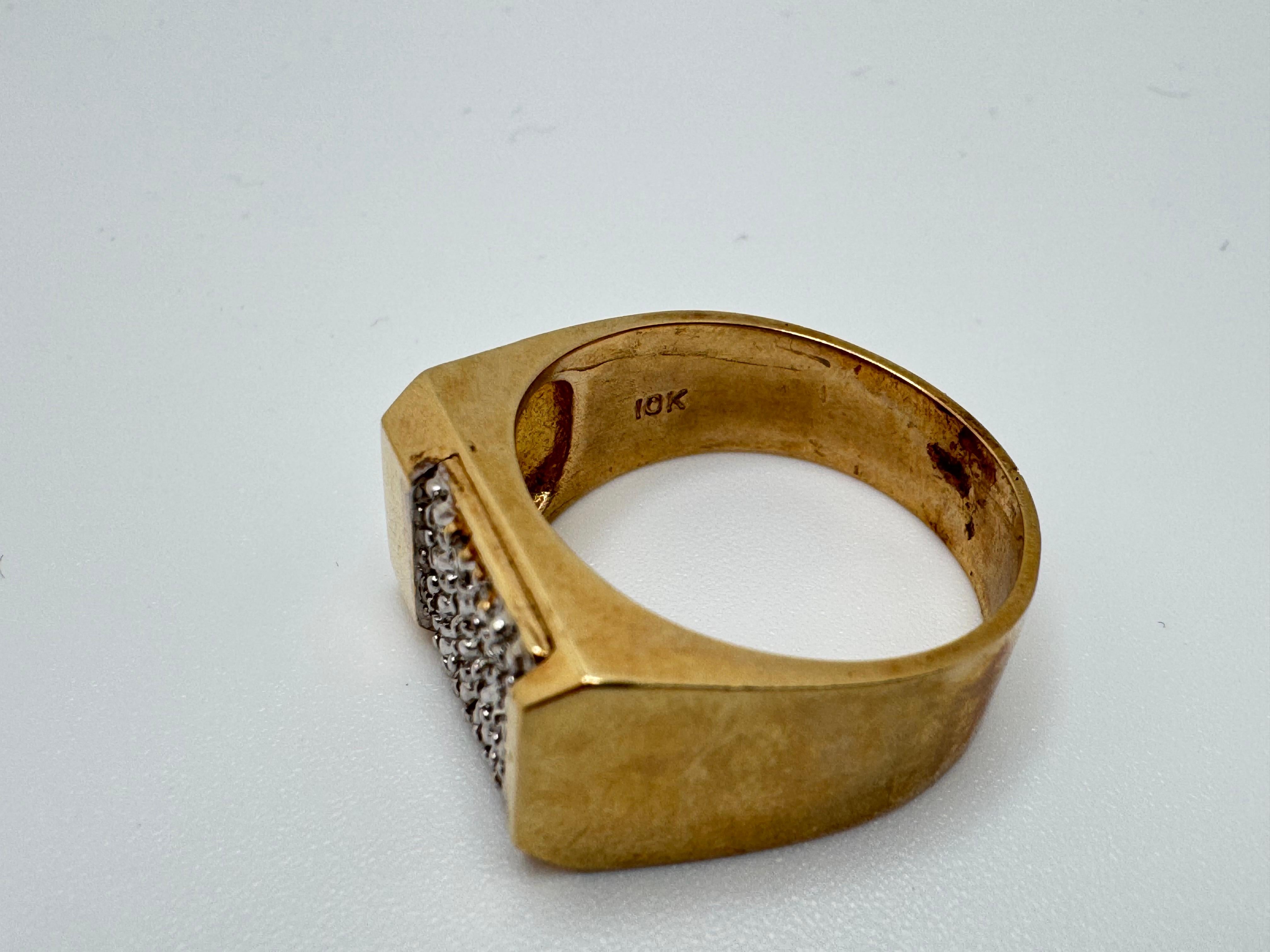 Art Deco Nugget Pavé Diamond Ring in 10K Gold For Sale