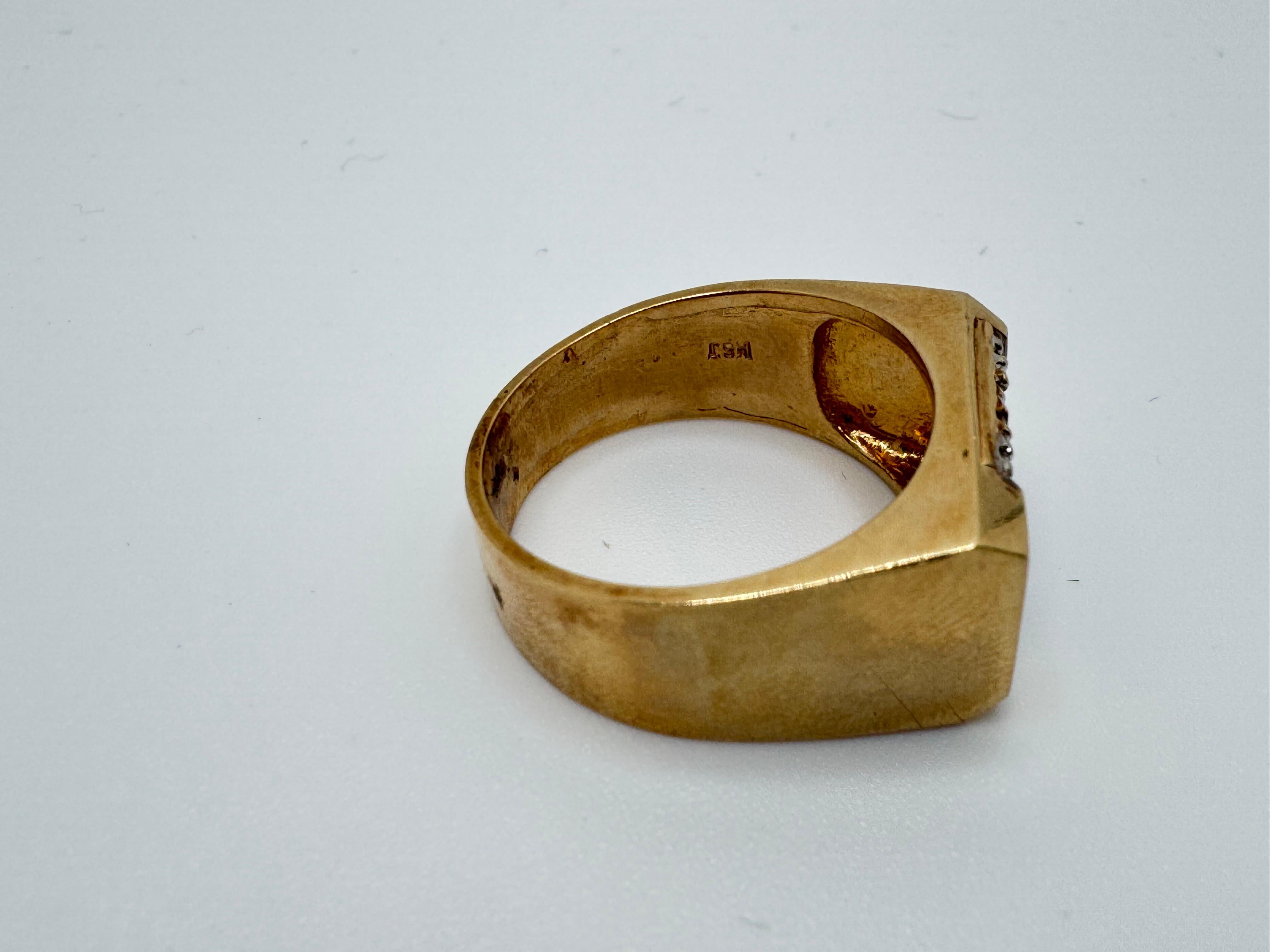 Nugget Pavé Diamond Ring in 10K Gold In Good Condition For Sale In Palm Desert, CA