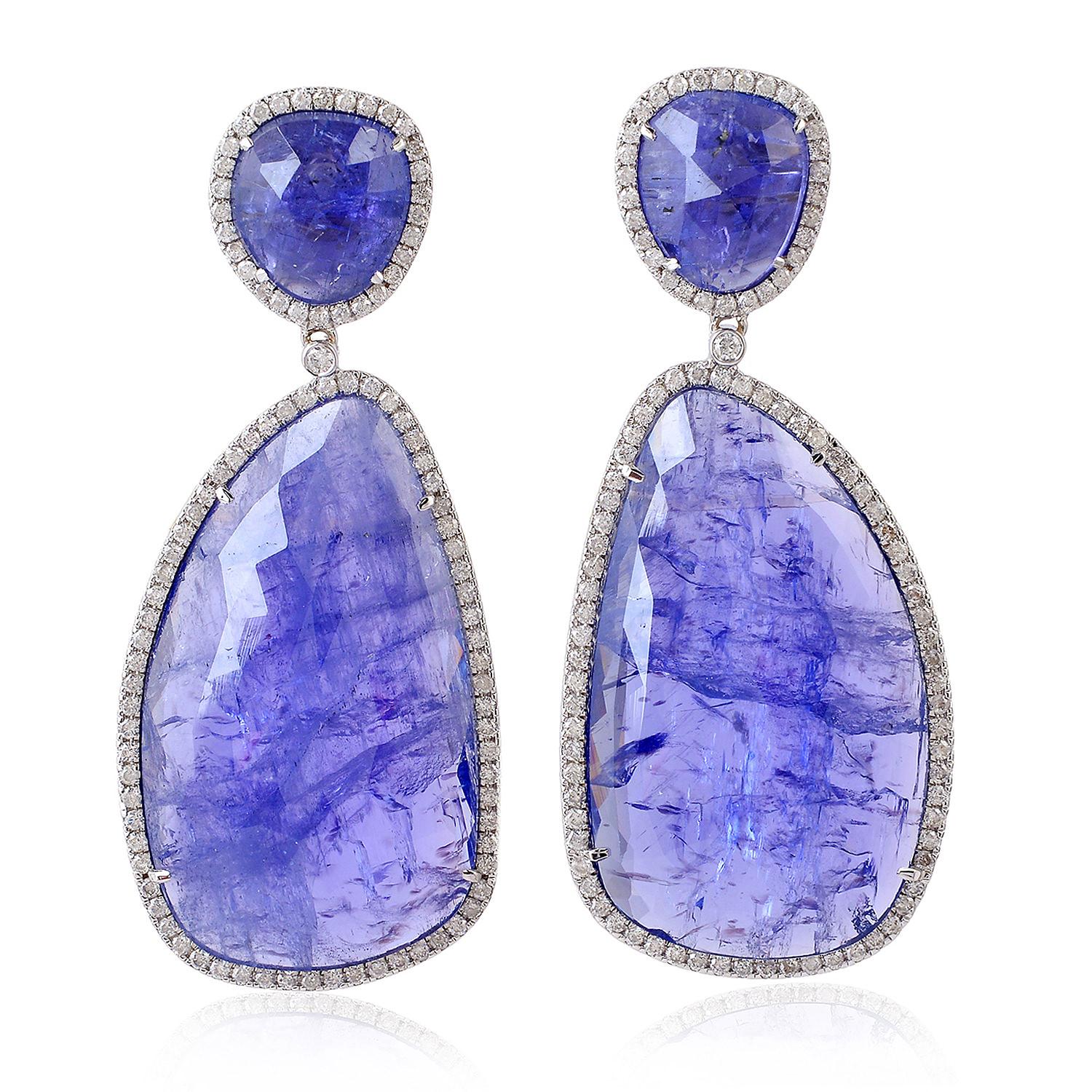 Taglio misto Orecchini pendenti di tanzanite a forma di pepita con diamanti in oro bianco 18 carati in vendita