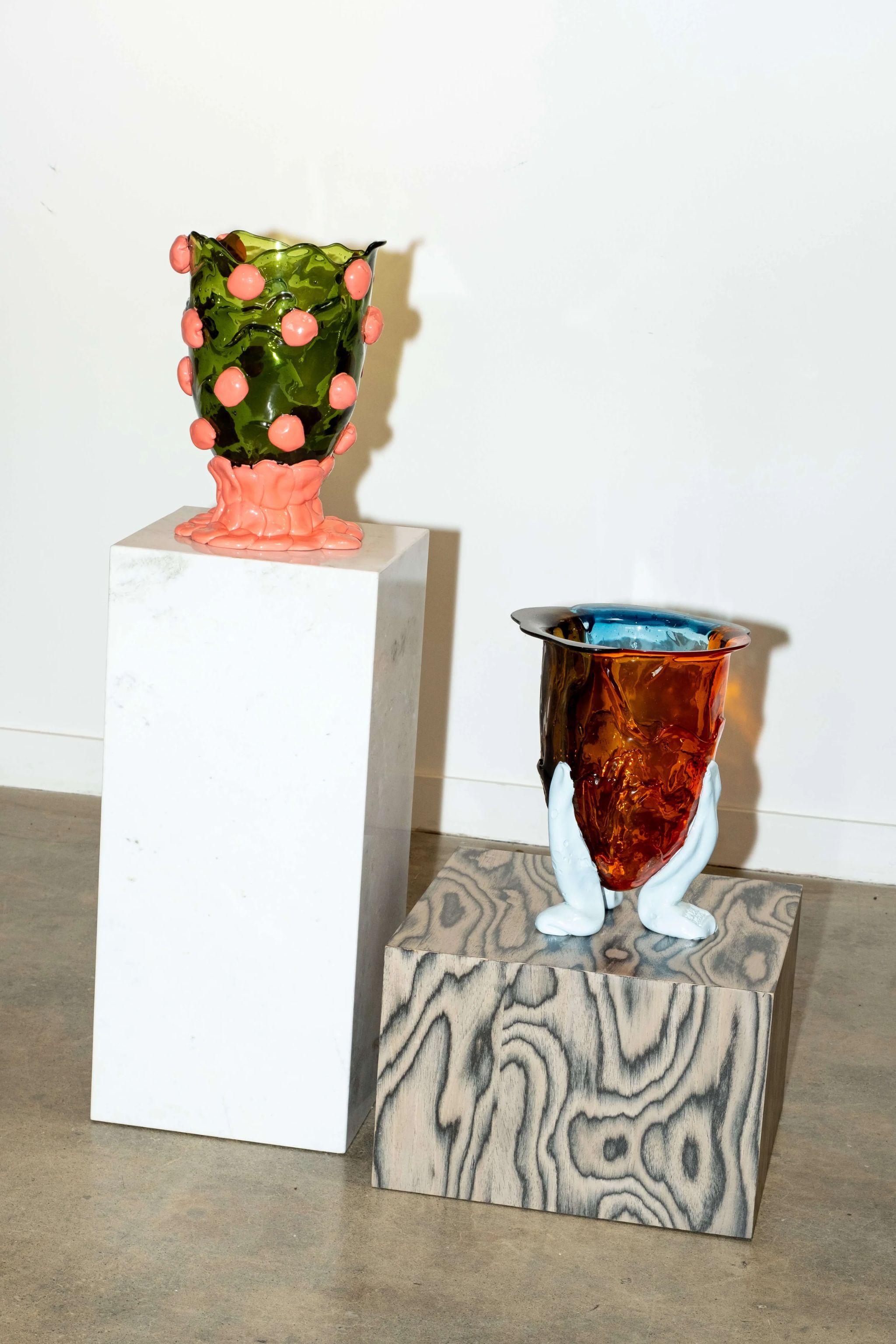 Nugget Vase (Large), Clear Green and Matte Pink by Gaetano Pesce For Sale 4