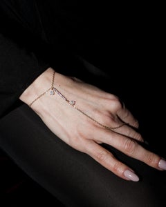 Nuit 14K Gold-gefüllte Handkette mit Lavendel-Kristalltropfen