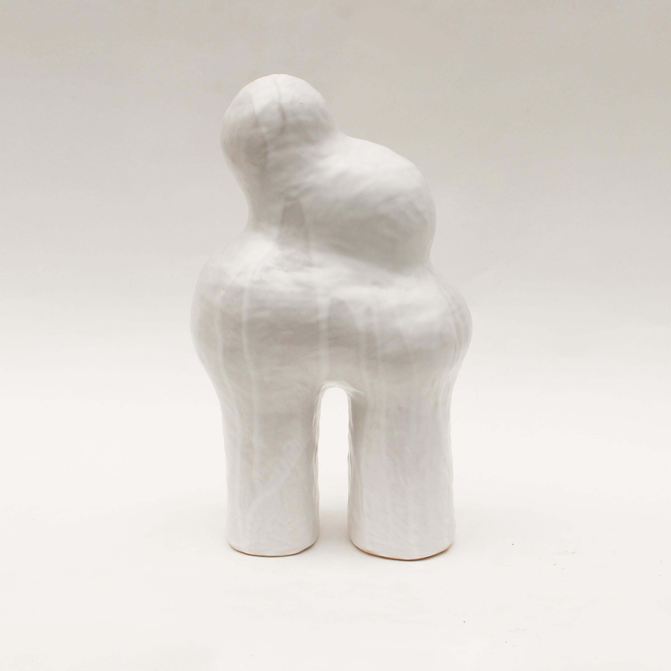 Nuit Blanche #13 Skulptur aus Steingut von Elisa Uberti
Einzigartiges Stück
Abmessungen: T 10 x B 20 x H 38 cm
MATERIALIEN: Weißes Steingut, Glasur.
Dieses Produkt ist handgefertigt, die Abmessungen können variieren.


Alle unsere Lampen können je