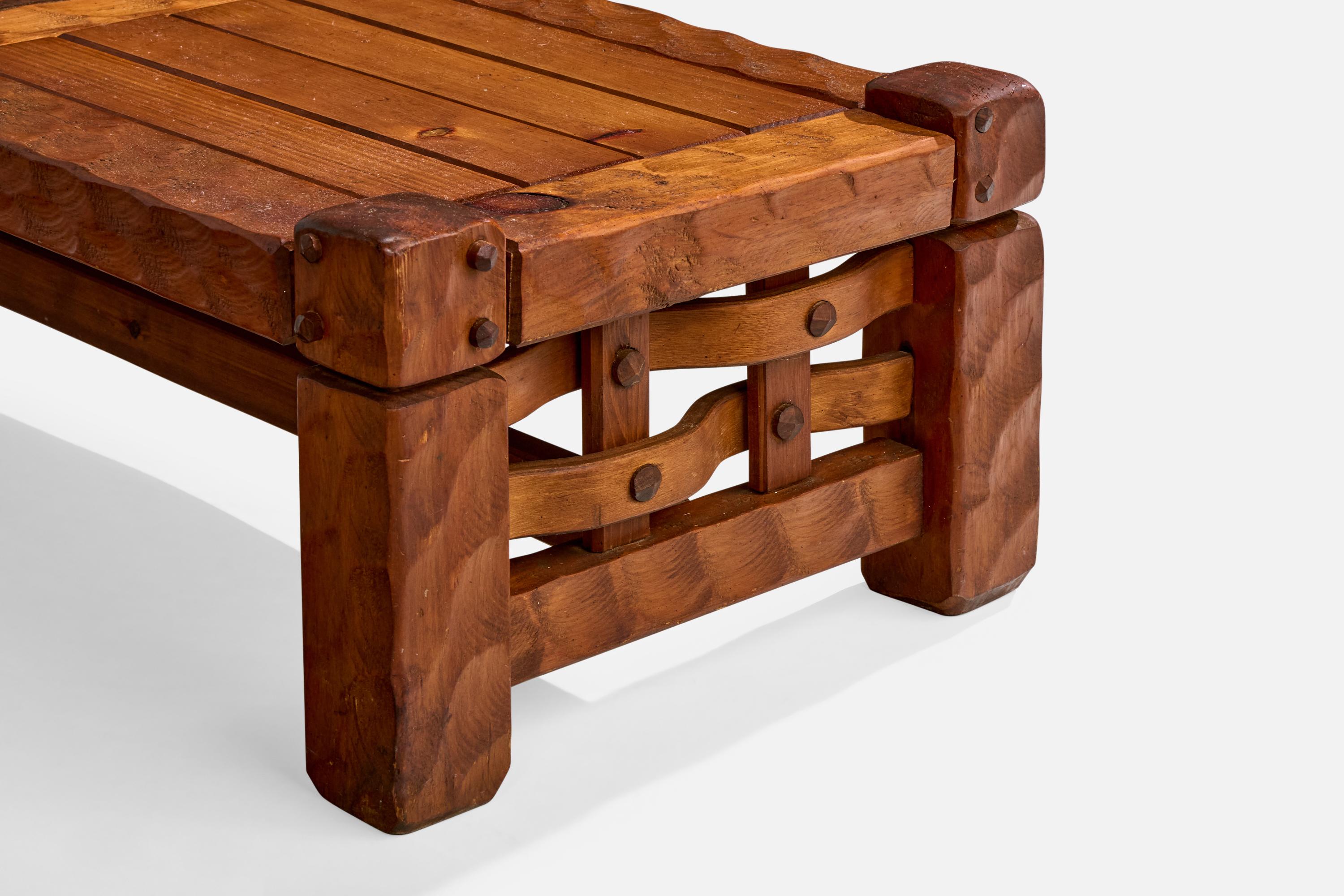 Null Furniture, Coffee Table, Pine, USA, 1970s For Sale 3