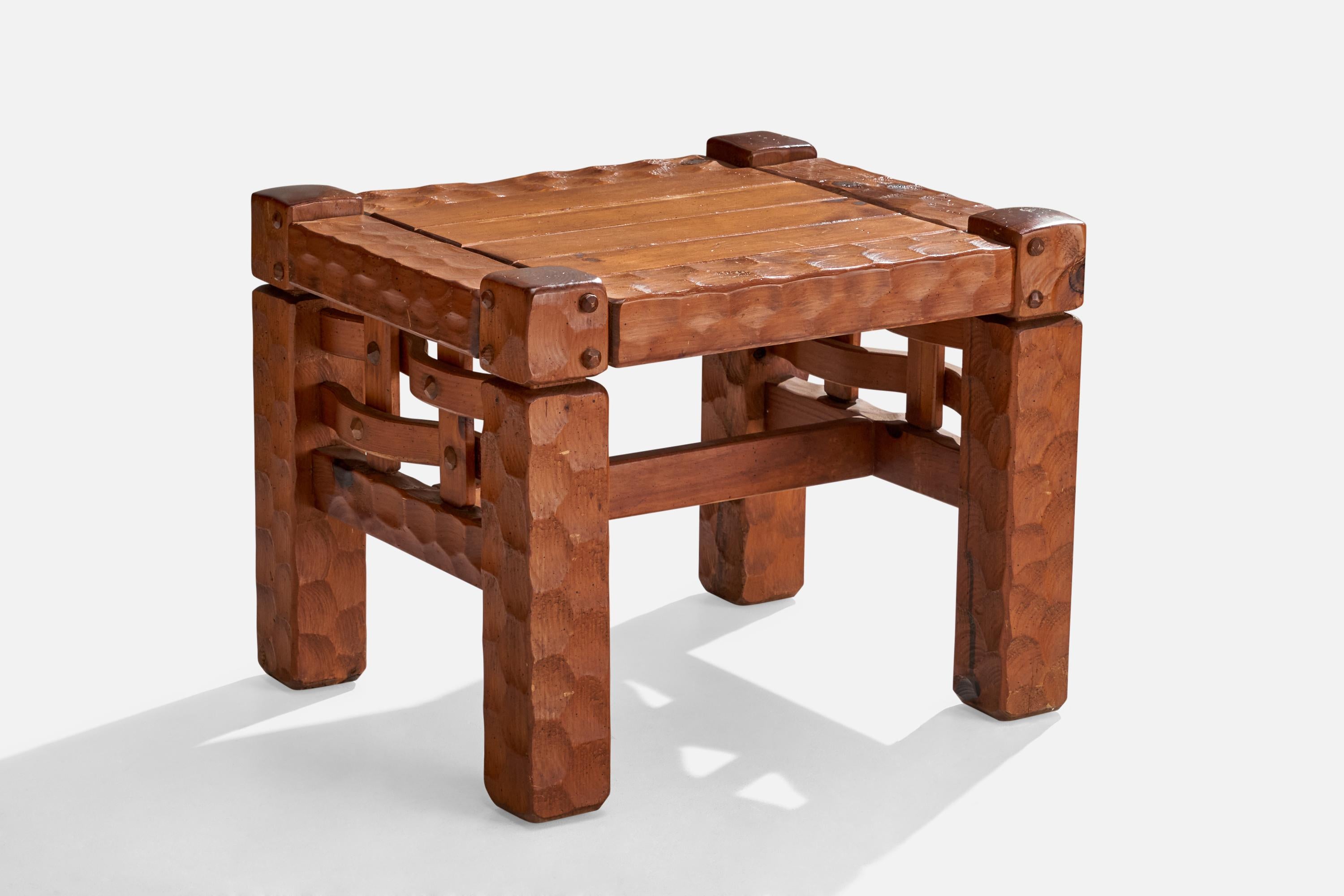 Null Furniture, Side Tables, Pine, USA, 1970s In Good Condition For Sale In High Point, NC