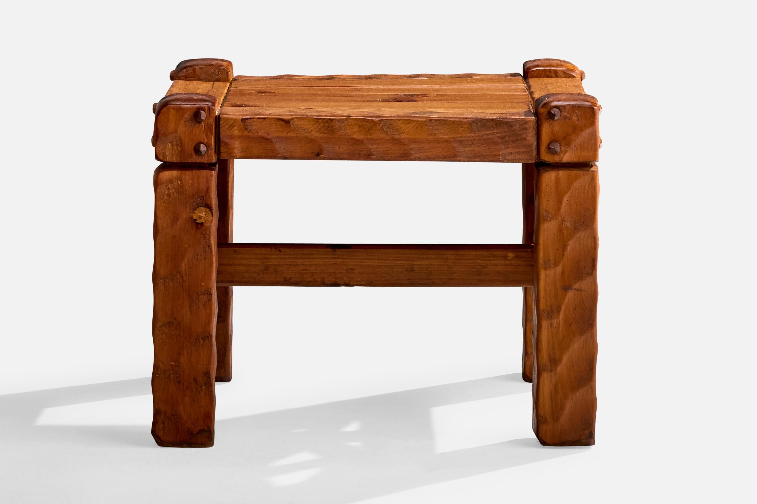 Null Furniture, Side Tables, Pine, USA, 1970s In Good Condition For Sale In High Point, NC