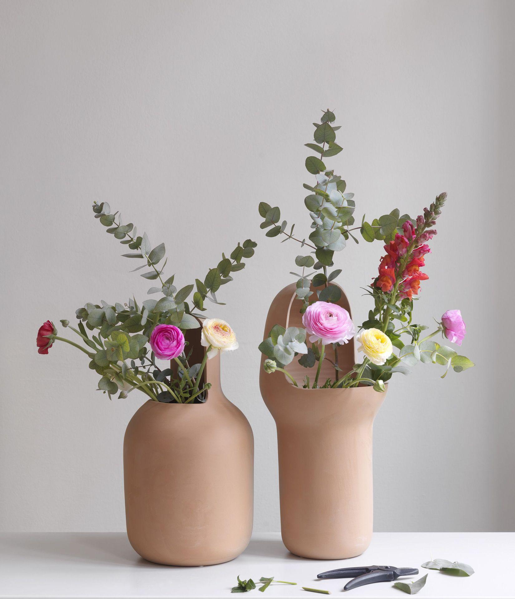 Terracotta Number 1 Gardenia Vase by Jaime Hayon
