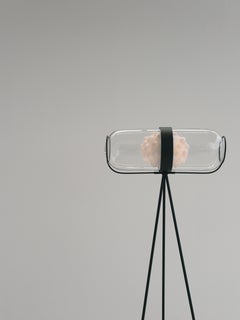 Limitierte Cocoon-Stehlampe in Dunkelgrün von Studio Adinda