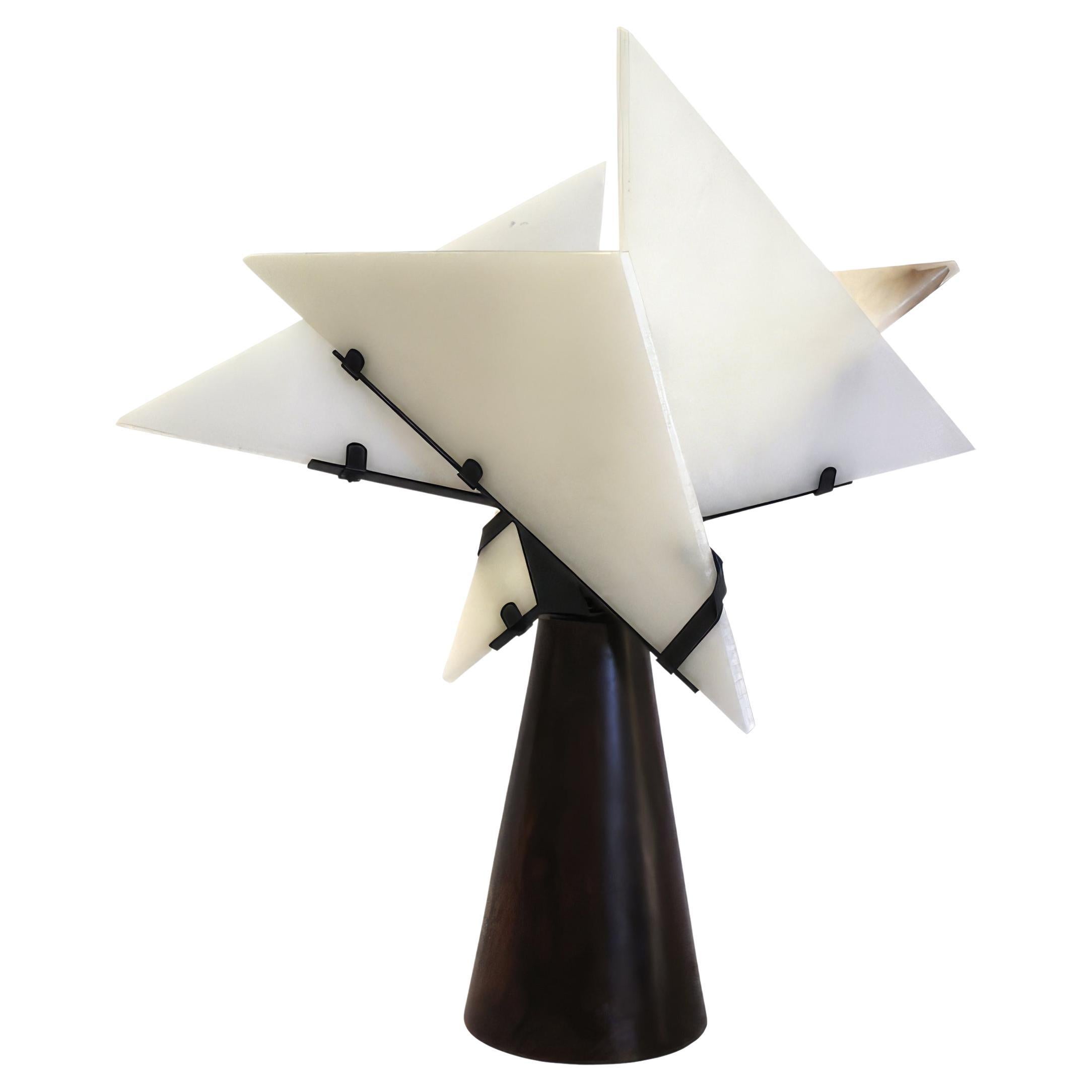 Alabaster-Tischlampe „Nun 1“ aus Alabaster in der Art von Pierre Chareau im Angebot