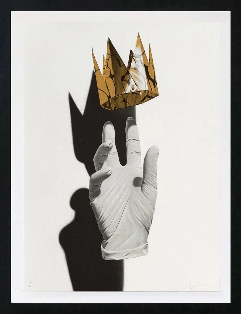 Nuno Viegas
Glove X Golden Crown (White), 2020

Signed screenprint on Somerset Satin paper

Description
In Glove X Golden Crown (White), Nuno Viegas refines his graffiti-born vocabulary into a meticulously crafted fine-art print. The work juxtaposes