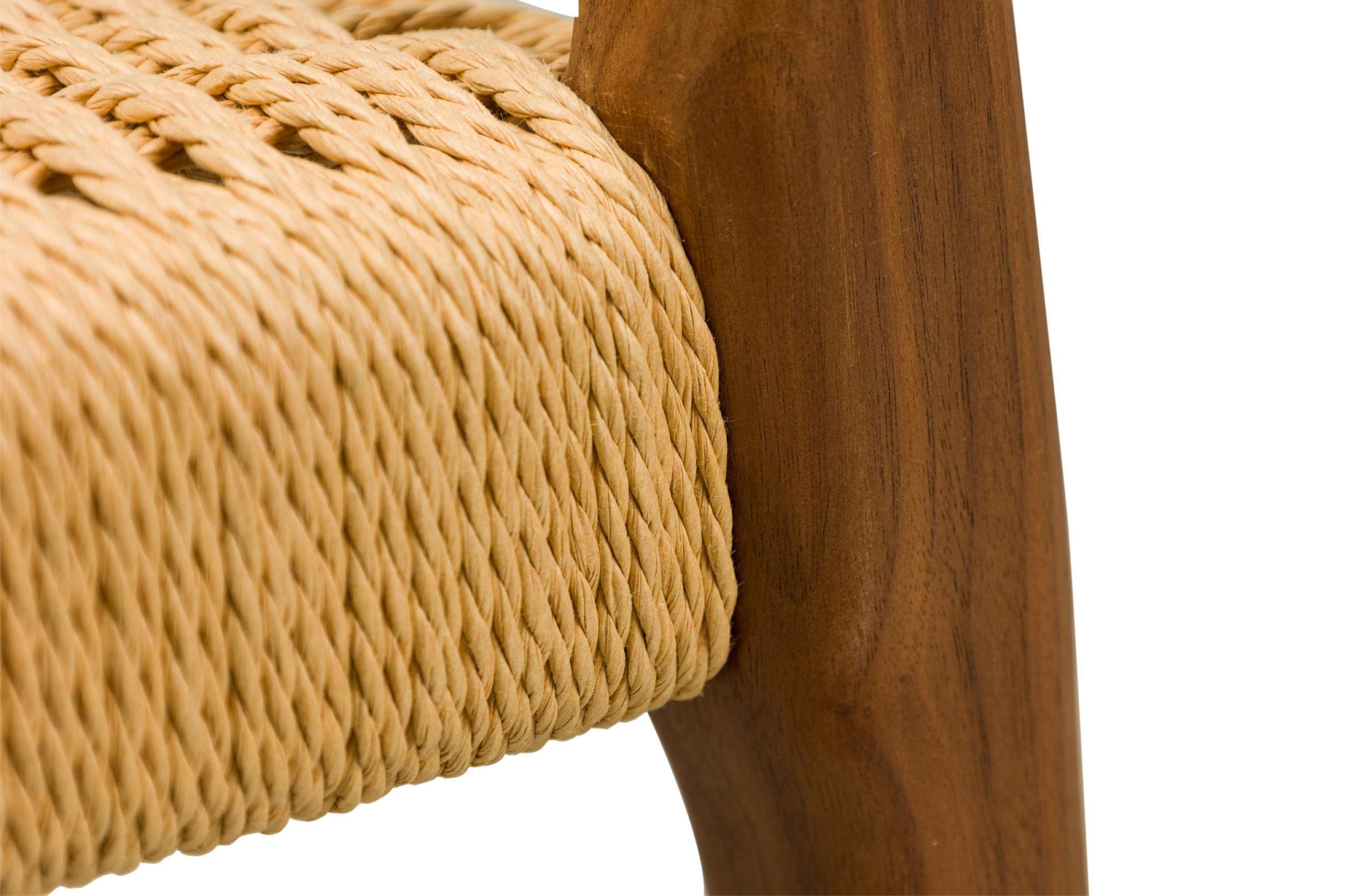 Chaise de salle à manger Nuno en noyer avec assise en corde en vente 3