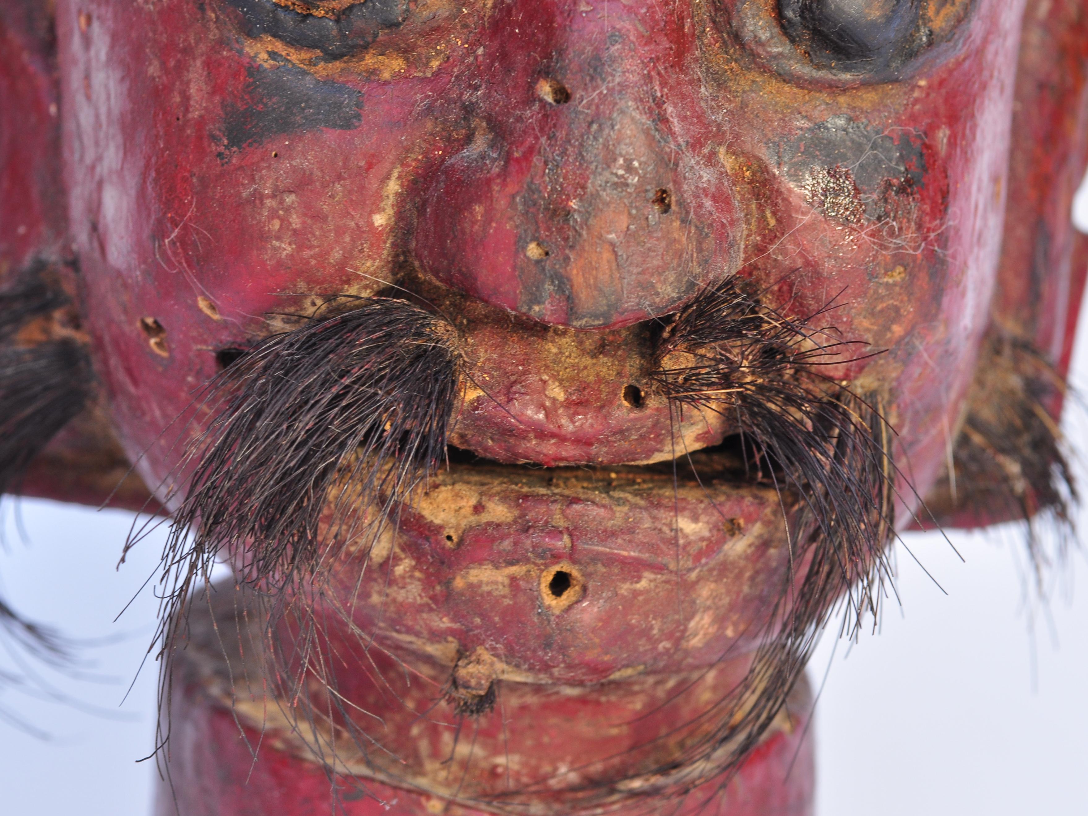 Nuo Gong- und Nuo Mu-Wandleuchter-Skulpturen aus der Provinz Guizhou, China, 19. Jahrhundert 5