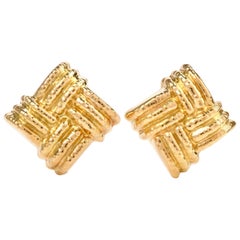 Nuovi Gioielli Italian Large Criss Cross 18 Karat Omega Clip Earrings