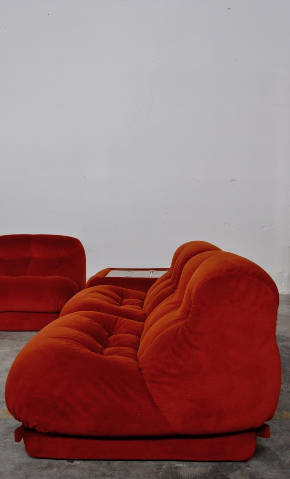 Velvet Nuovolone, Modular Sofa & Small Table by Rino Maturi for Mimo Leone & L, 1970s For Sale