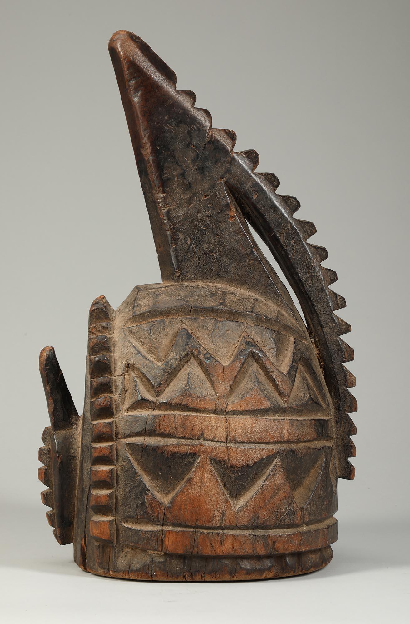 Hand-Carved Nupe Helmet Shaped Shrine Wood Floor Polisher West Africa AHDRC 0193023