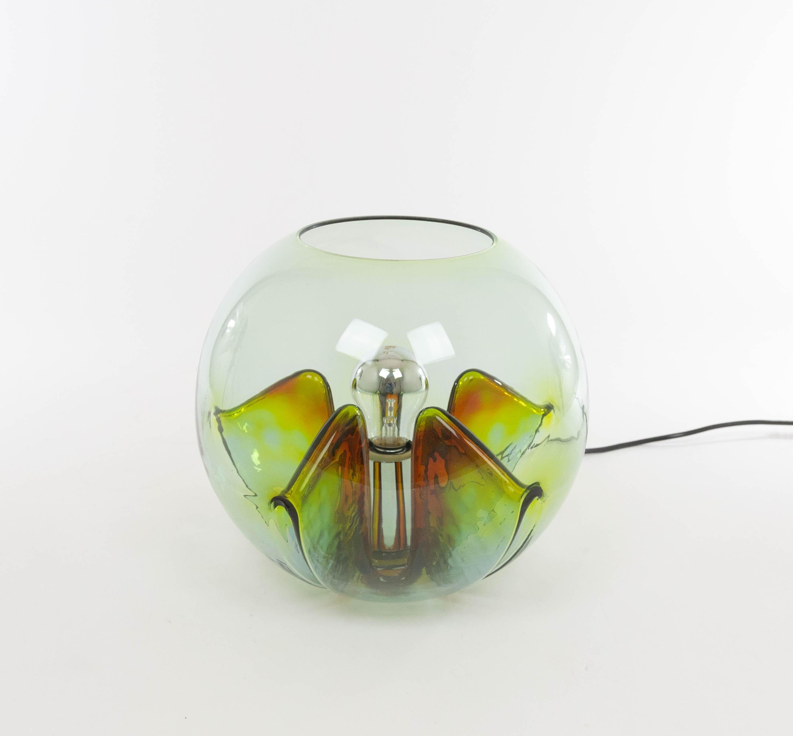 Nuphar Table Lamp by Toni Zuccheri for VeArt, 1970s In Good Condition For Sale In Rotterdam, NL