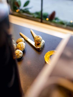 « Nutcracker Style 2 » de Carl Aubock