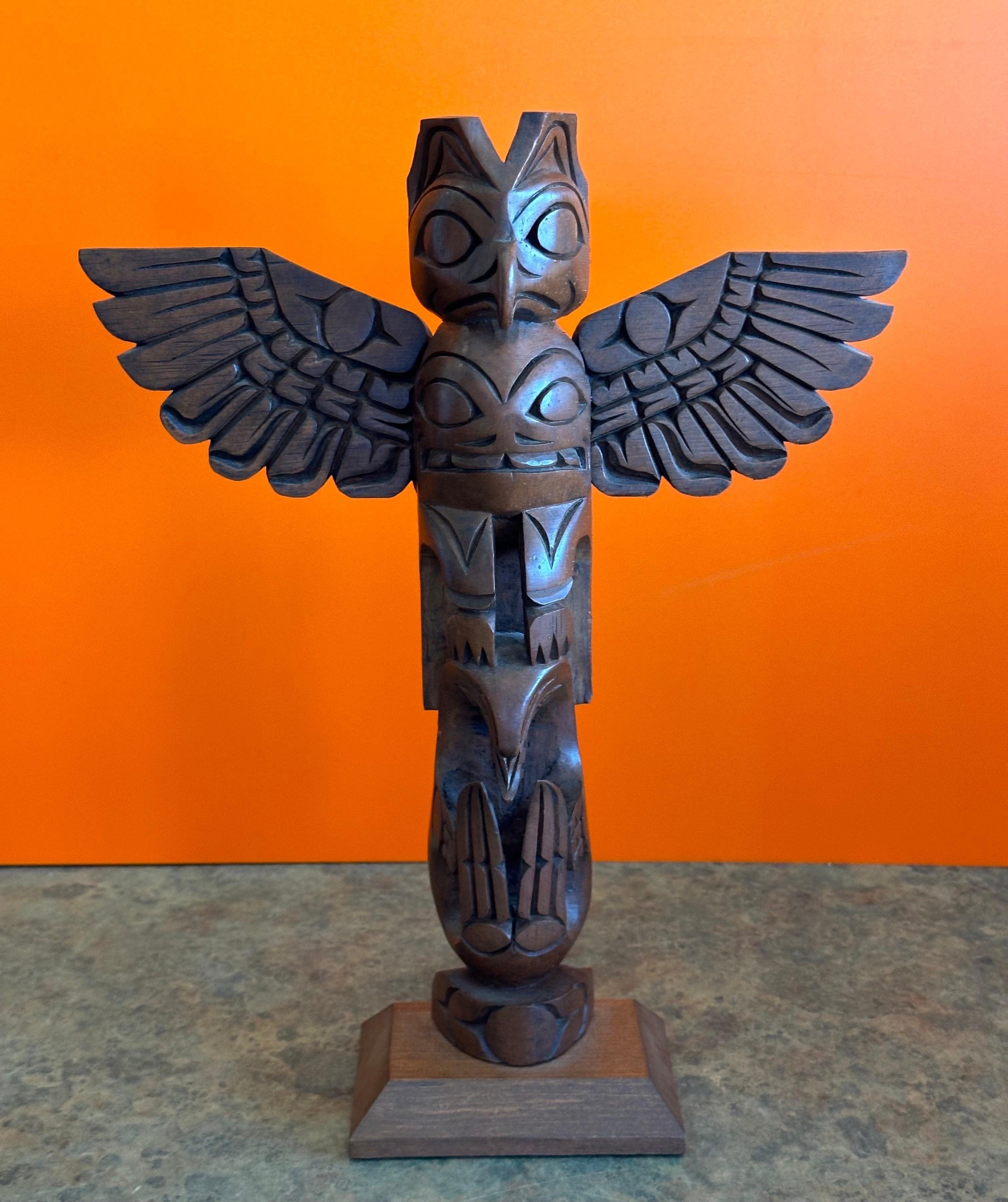 Nuu-chah-nulth Northwest Coast Hand Carved Wood Totem Pole by John Williams For Sale 5