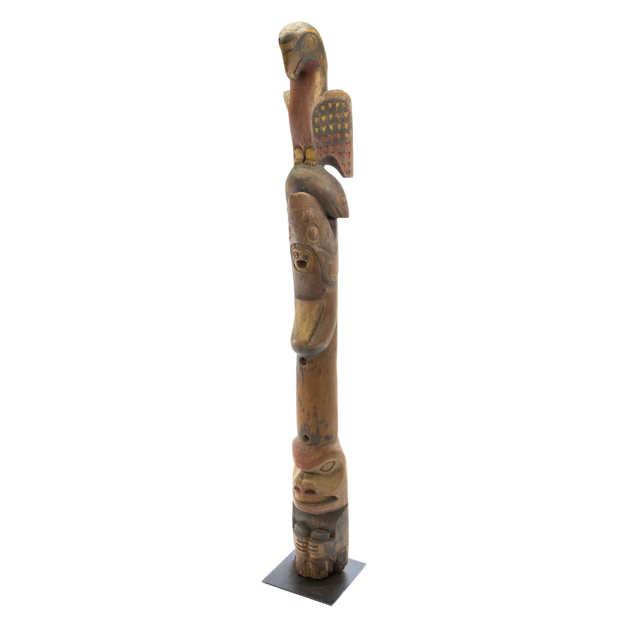 XIXe siècle Totem Nuu-chah-nulth en vente