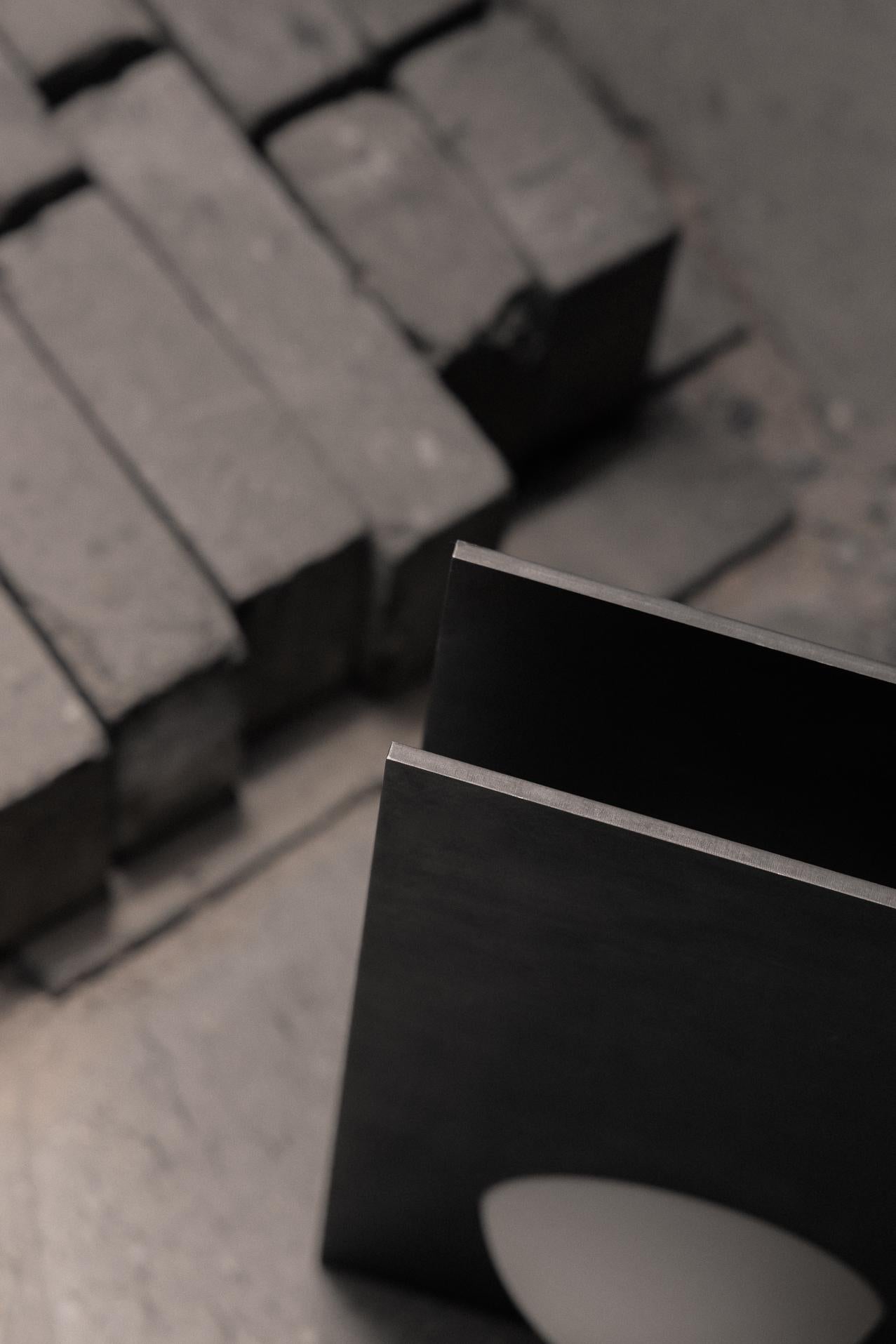 Other Nuum Table Lamp in Aged Brass with Opal Glass Sphere by Nuumbra For Sale