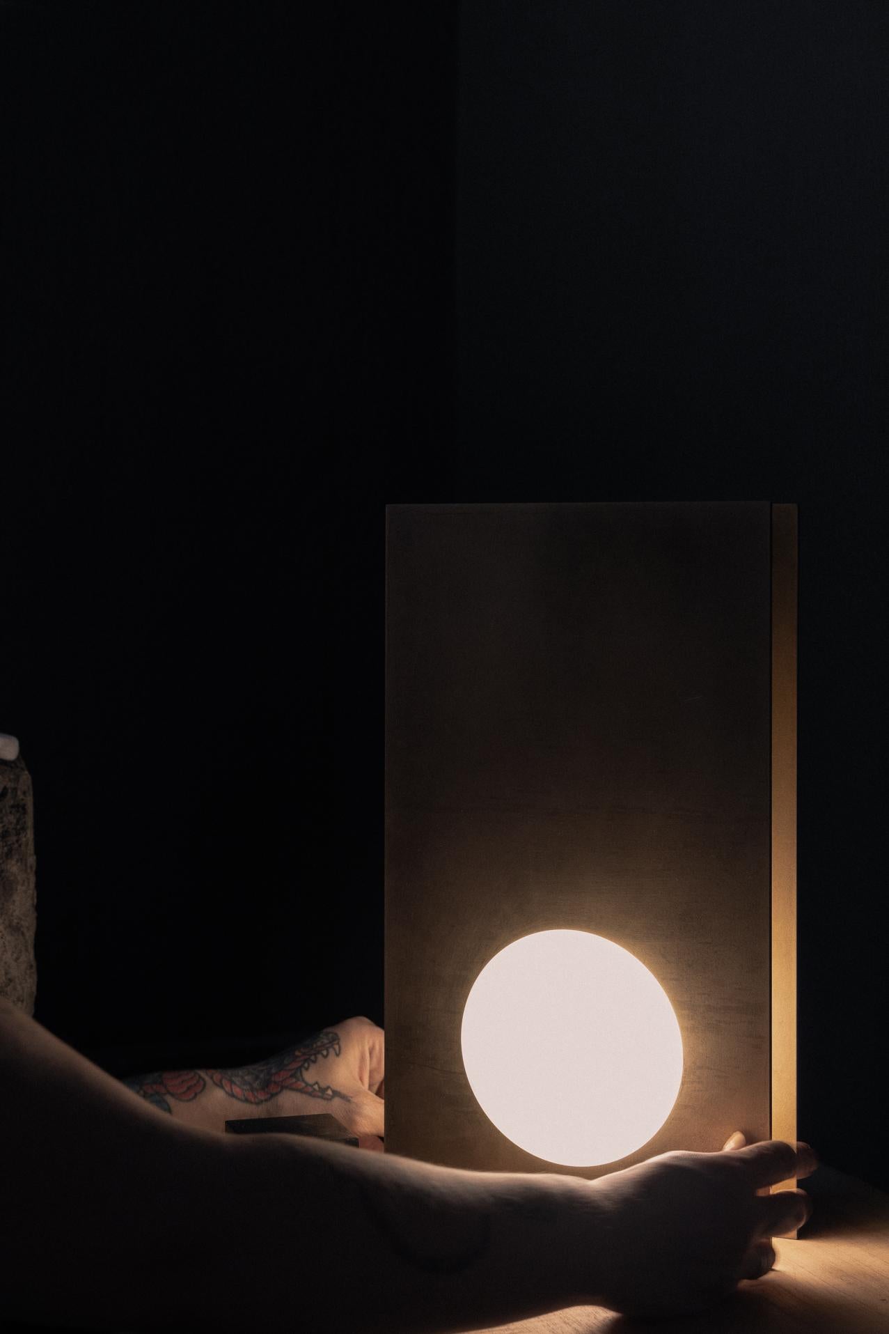 Nuum Table Lamp in Aged Brass with Opal Glass Sphere by Nuumbra In New Condition For Sale In Geneve, CH