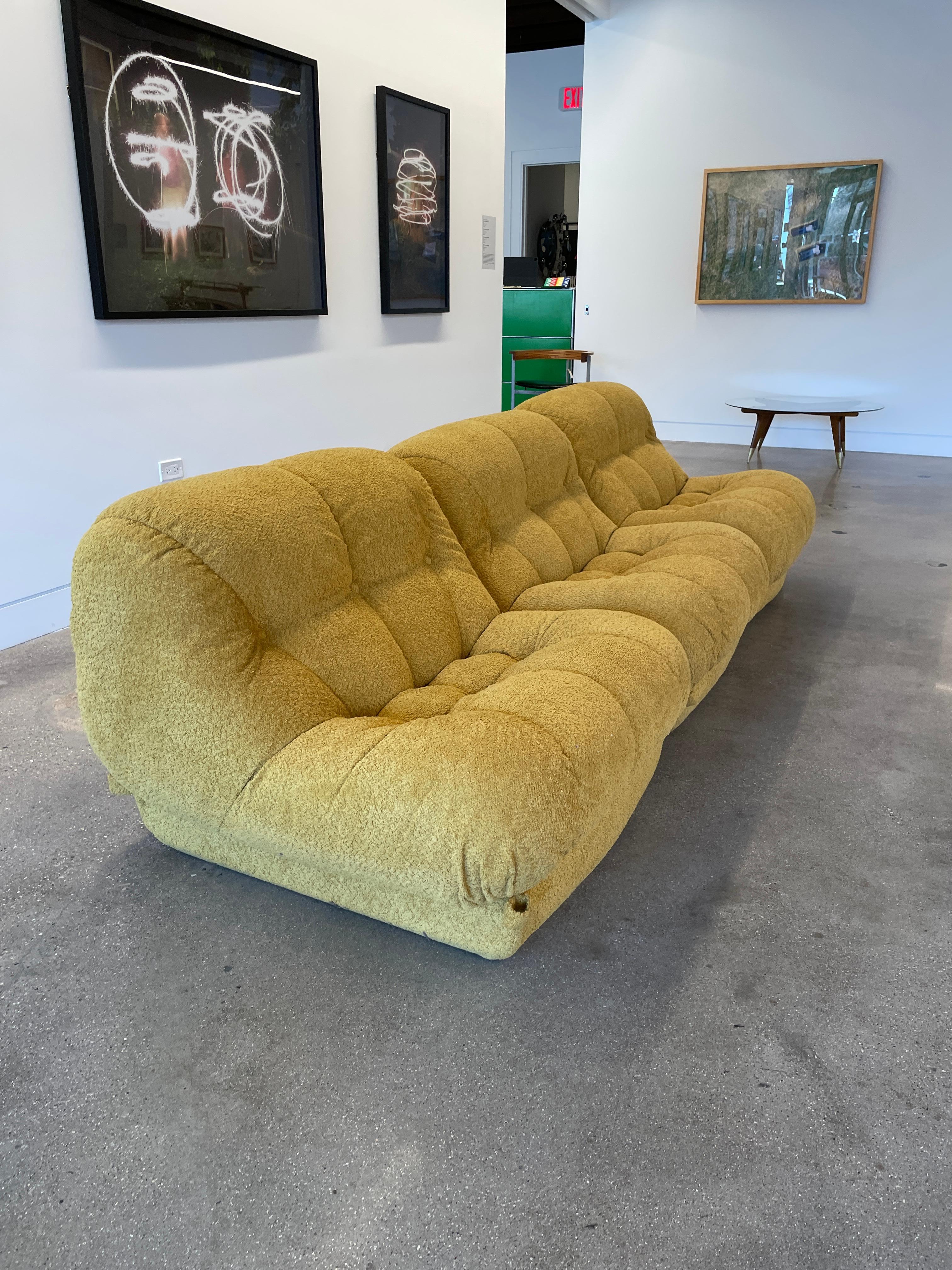 Dreiteiliges Sofa „Nuvocone“ aus gelbem Stoff von Mimo Padova, 1970er Jahre (Moderne der Mitte des Jahrhunderts)